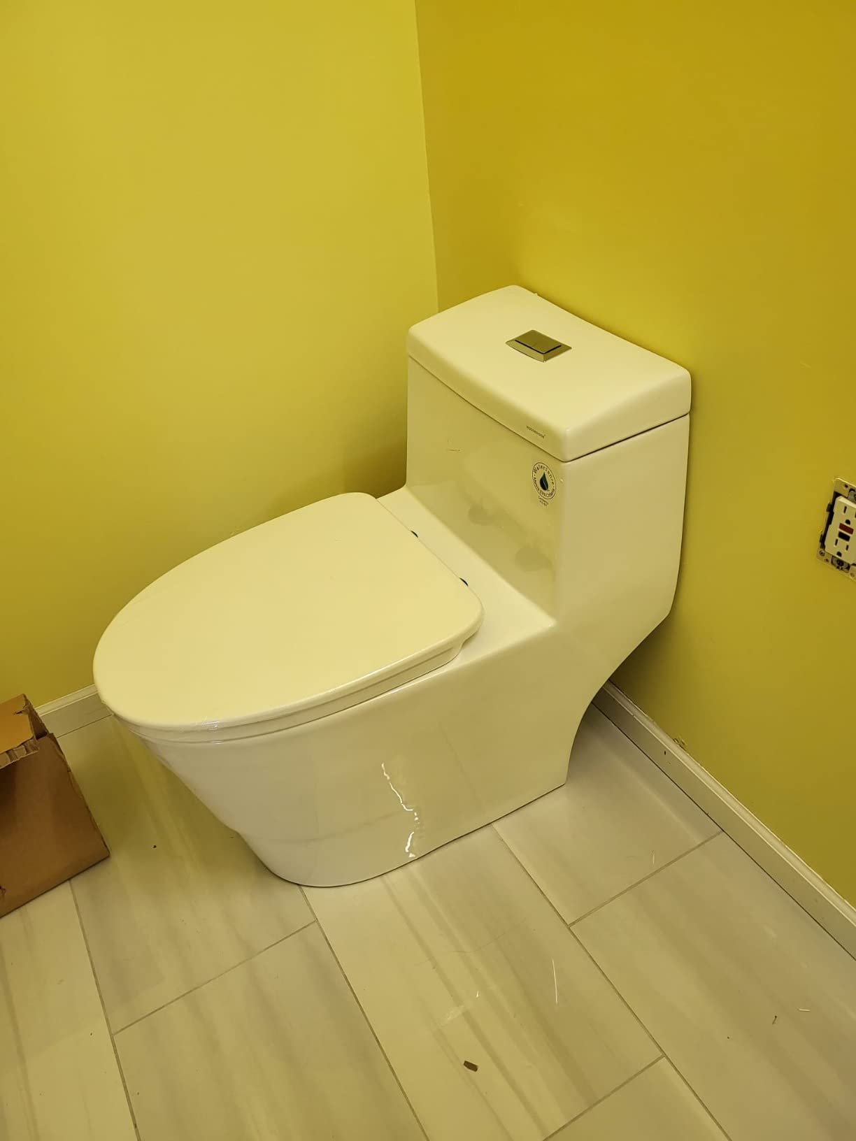 WOODBRIDGEE One Piece Toilet with Soft Closing Seat, Chair Height, 1.28 GPF Dual, Water Sensed, 1000 Gram MaP Flushing Score Toilet with Chrome Button, White, B0940-F-C customer photo 1