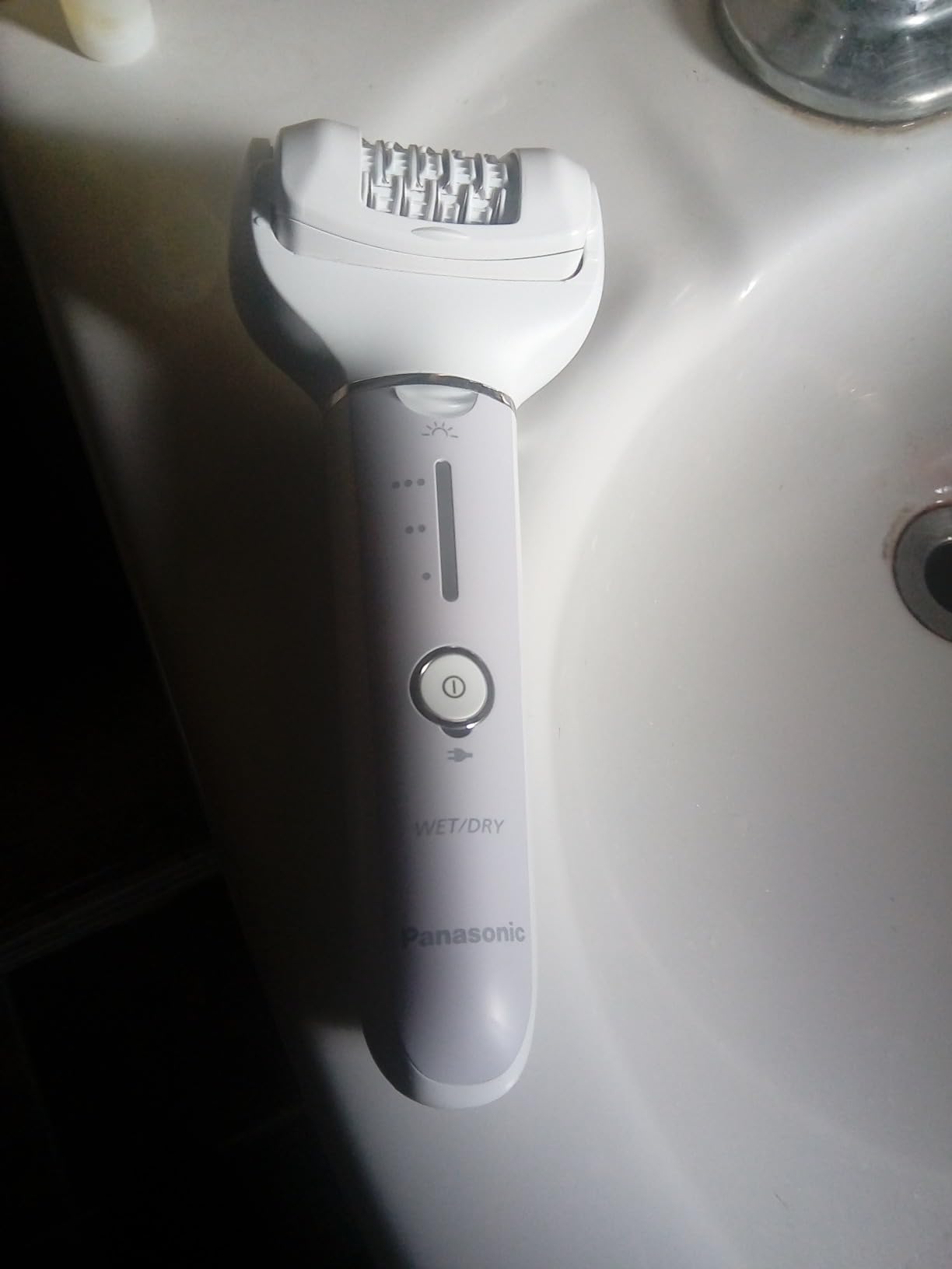 Panasonic Epilator with Gentle Cap, Electric Hair Removal Tool for Home, 3 Speed Settings, Wet Dry, Washable - ES-EY30 customer photo 1