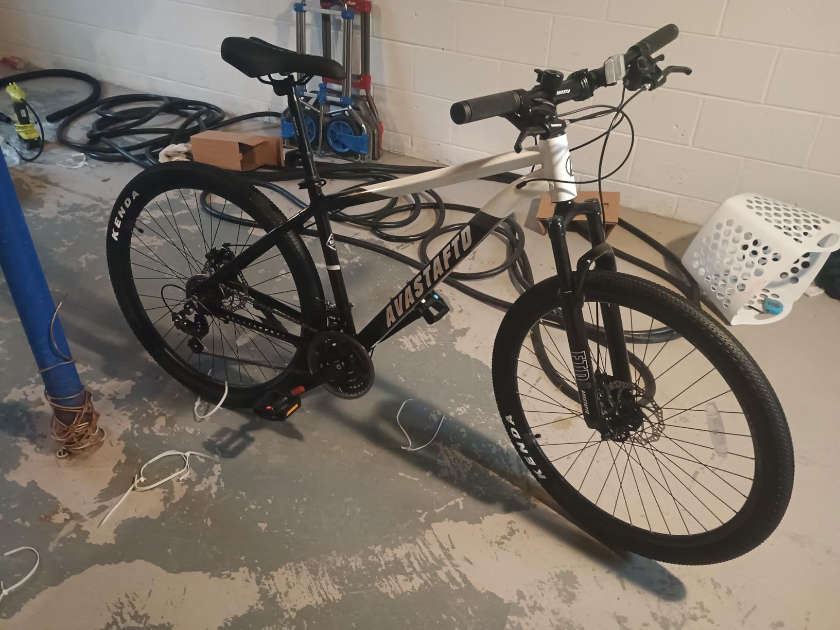 AVASTA Earth 26 27.5 inch Mountain Bike with 21-Speed, Aluminum Frame, Dual Disc Brake, Comfortable Saddle, Multiple Colors customer photo 1