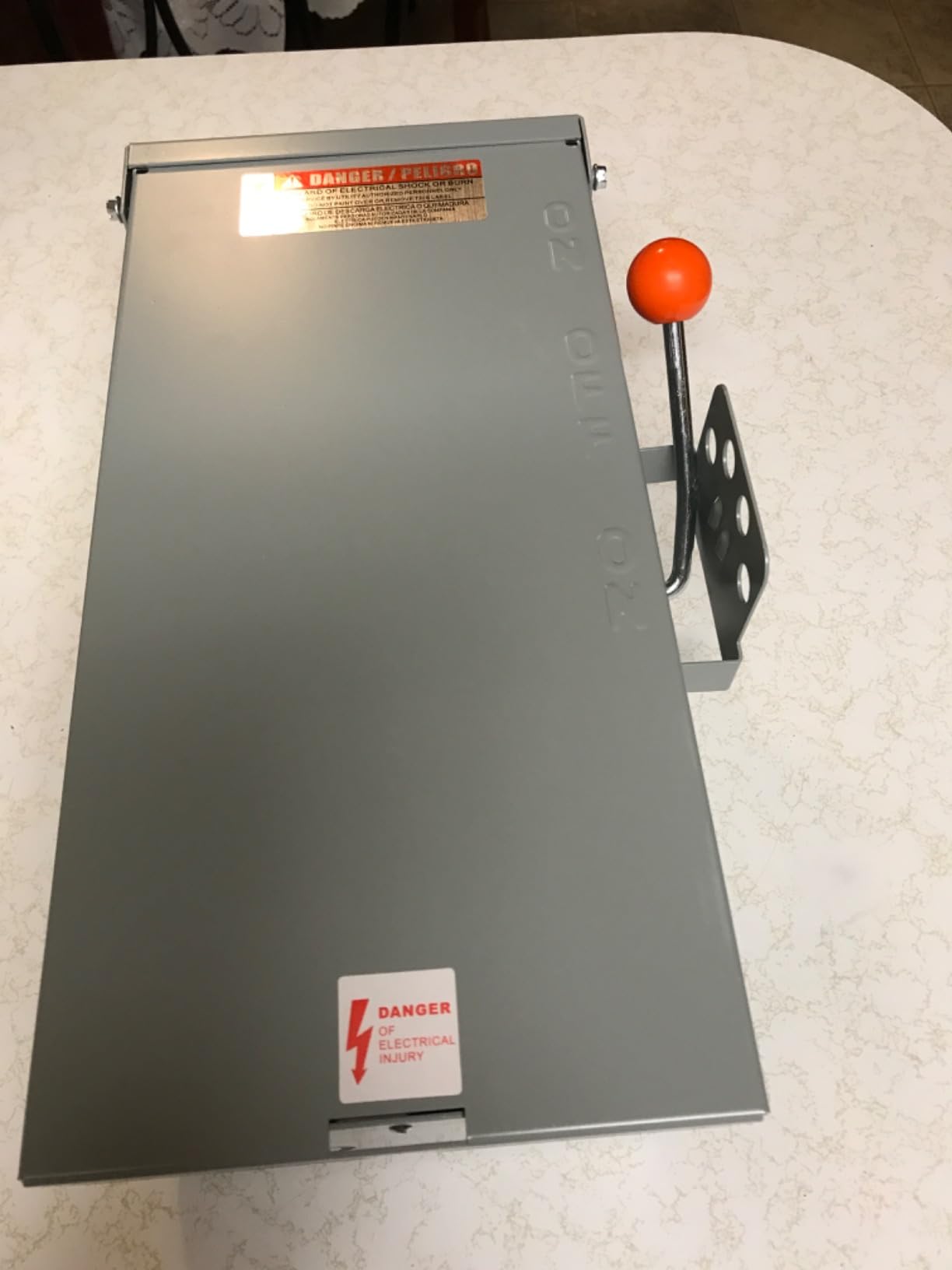 100A Generator Transfer Switch,24000W General-Duty Double-Throw Safety Switch,120/240-Volt Transfer Switches,Stronger Stability Manual Transfer Switches,NEMA 3R Standards for Outdoor and Indoor customer photo 1