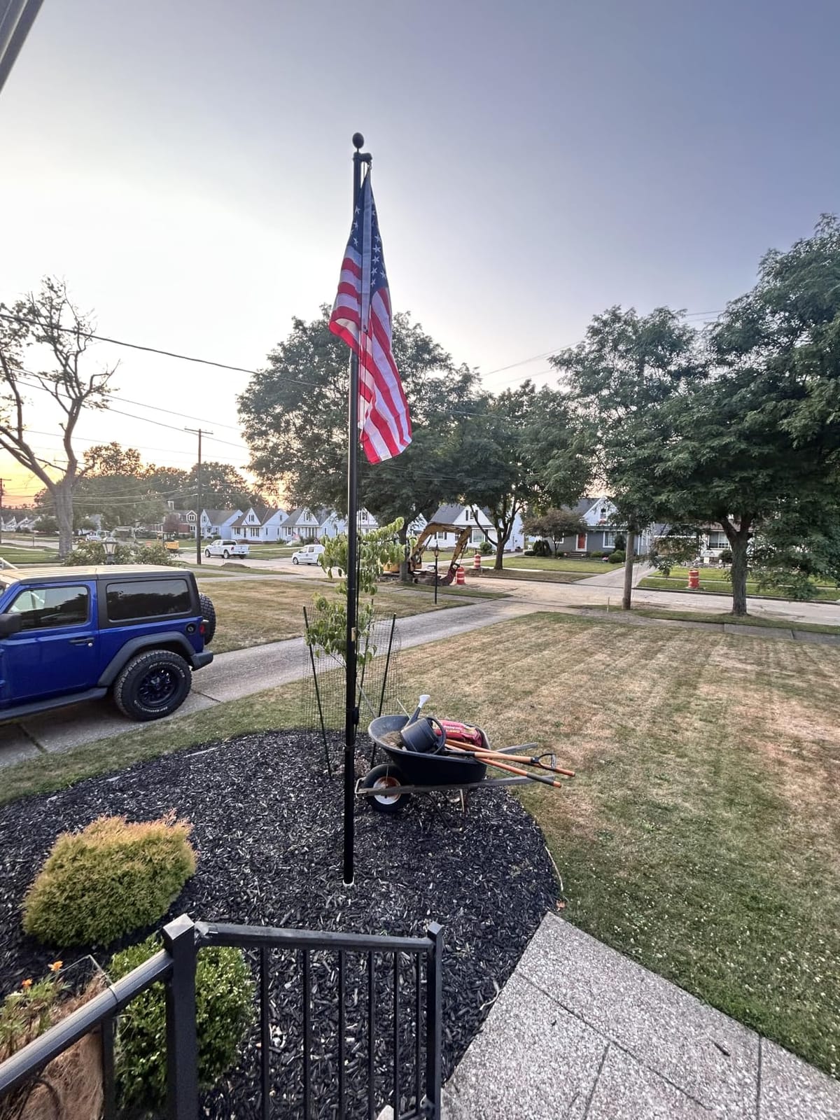 30 FT Heavy Duty Flag Pole 130MPH Wind Test 10 Gauge for Outside House | 45K PSI & 95 HBW Hard Aerospace Aluminum Flagpole, In-Ground Flagpole Kit customer photo 2