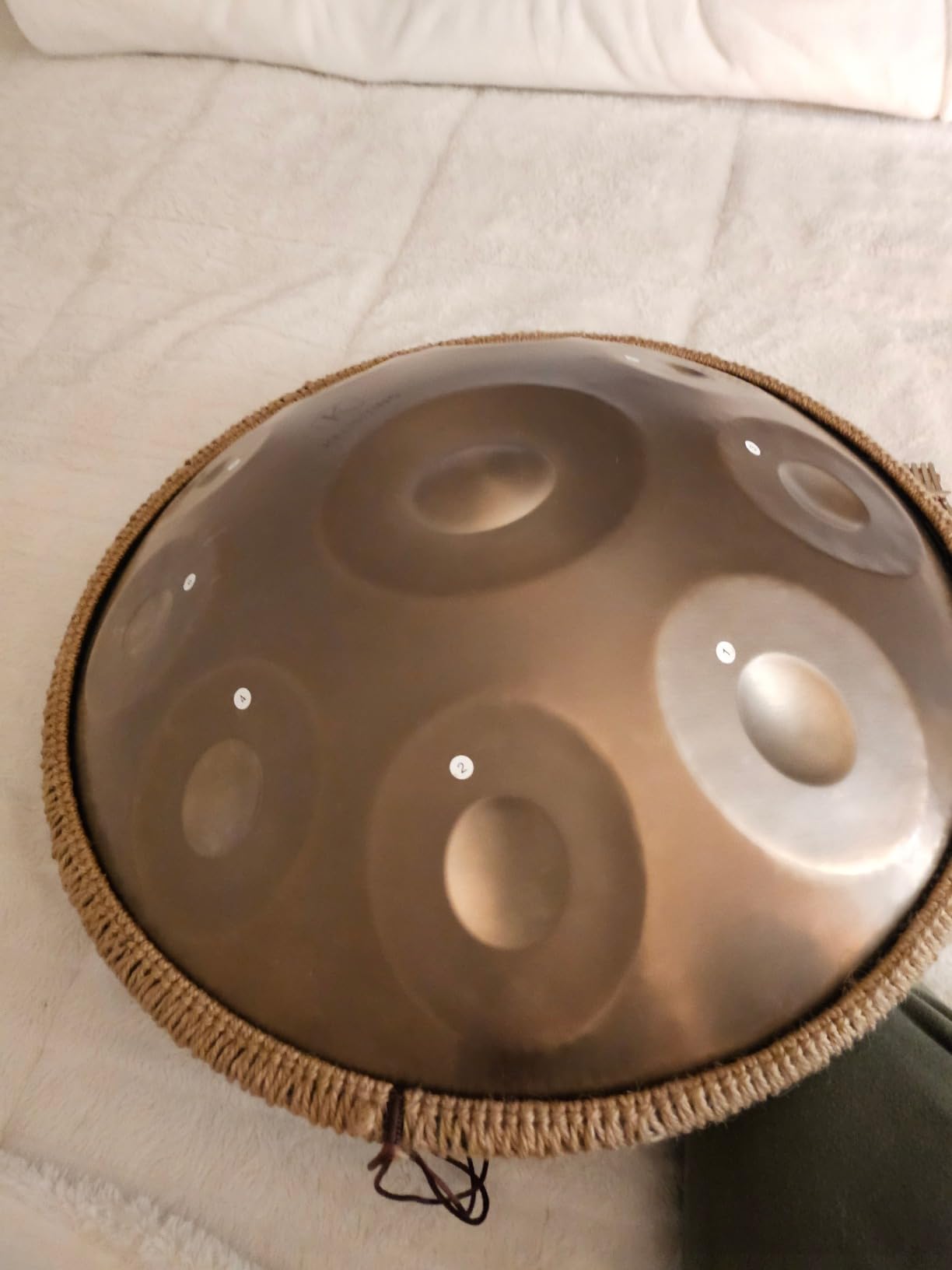 Handpan Drum 22 Inches D Minor Kurd, 432Hz 10 Notes Hand Drum Instrument, Premium Steel Drum, Handpan Instrument for Adults (Gold) customer photo 1