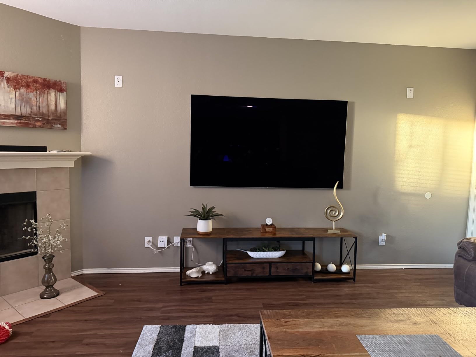 GYIIYUO TV Stand with Fabric Drawer for 65 70 75 Inches TV - Entertainment Center customer photo 2