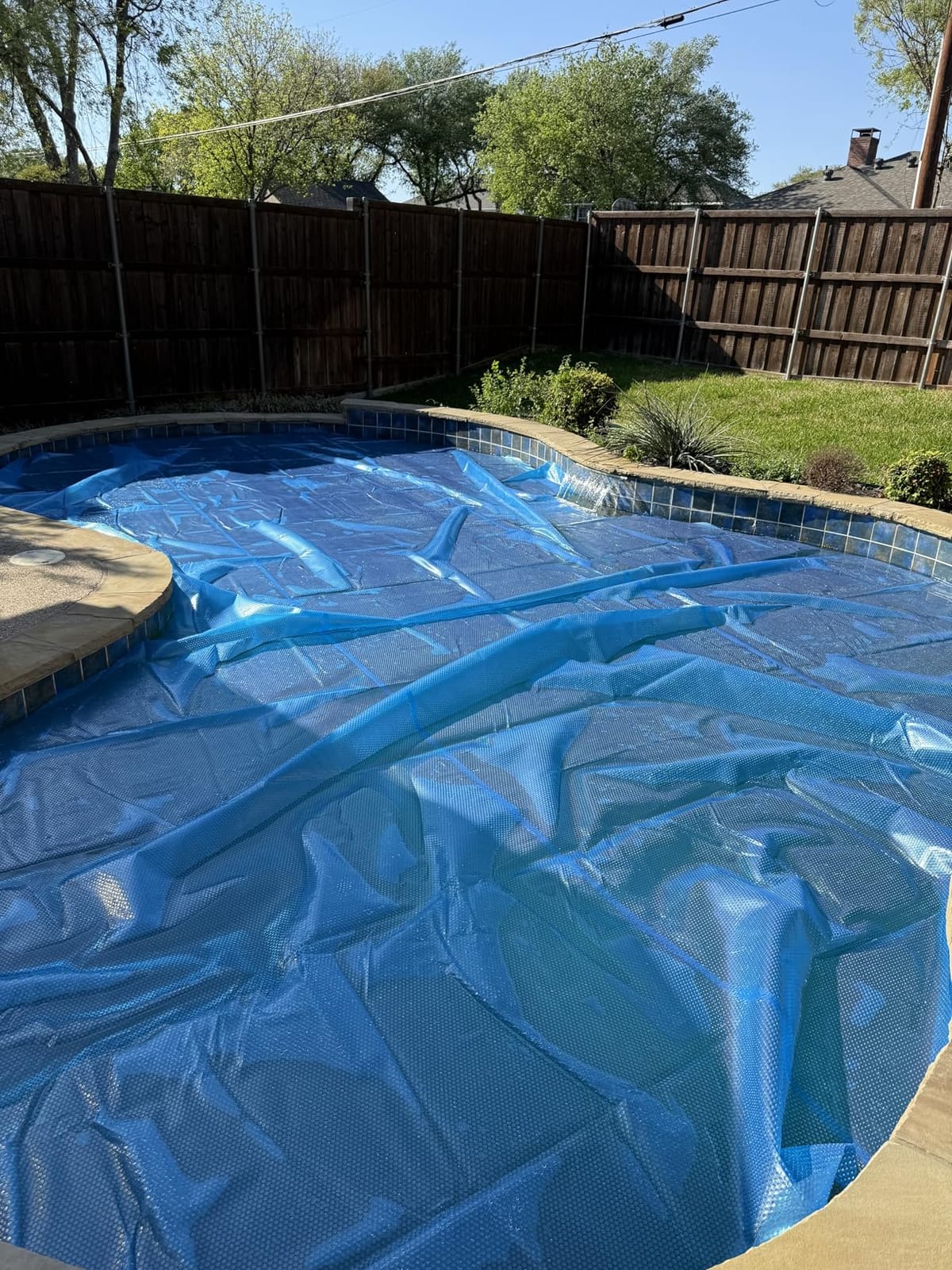 VEVOR Solar Pool Cover 28 x 14 ft, 16 Mil Rectangle Solar Blanket Blue | for Inground & Above Ground Pools, PE Bubble Design, Cut-to-Fit Pool Cover for Heat Retention & Water Evaporation Reduction customer photo 2