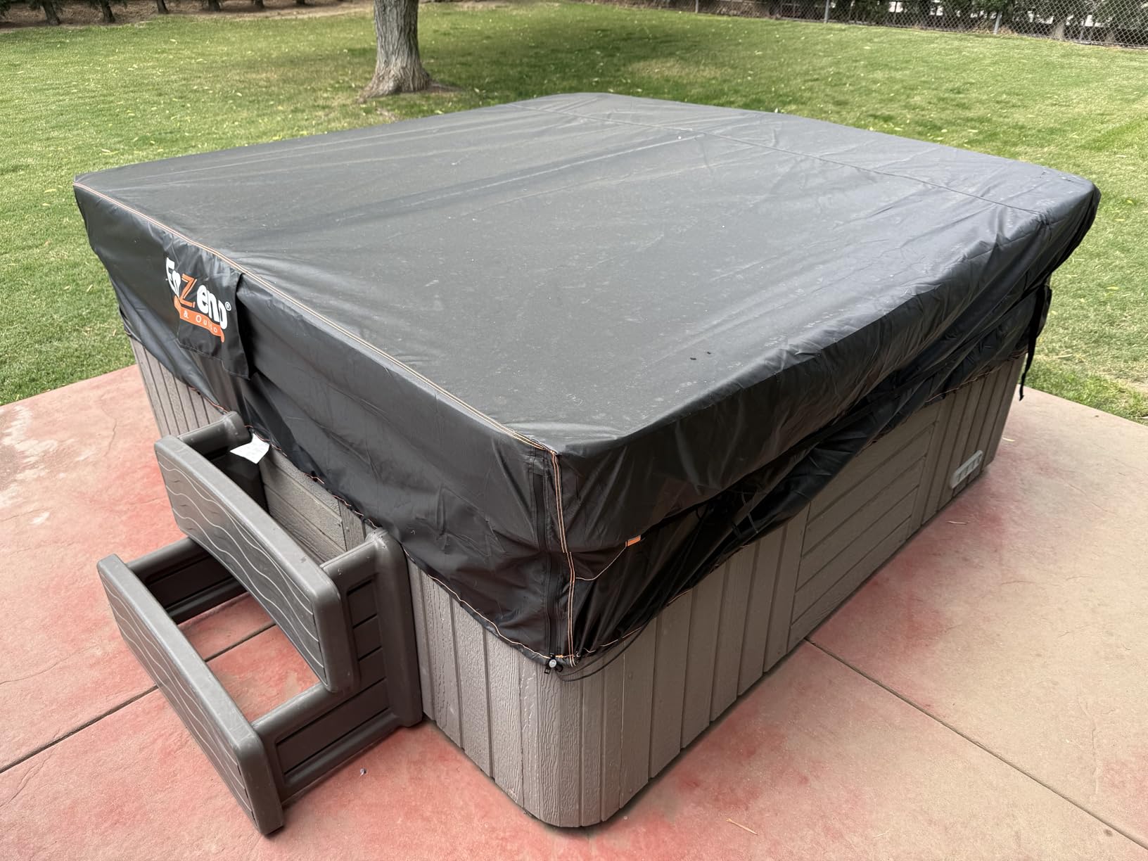 Enzeno Outdoor SPA Hot Tub Cover Waterproof Square 86 x 86 inch fit 84 x 84 or 83 x 83 or 82 x 82 or 7 ft x 7 ft 420D Heavy Duty Cub Hot Tub Lid Protectors Protective Cover Cap customer photo 2