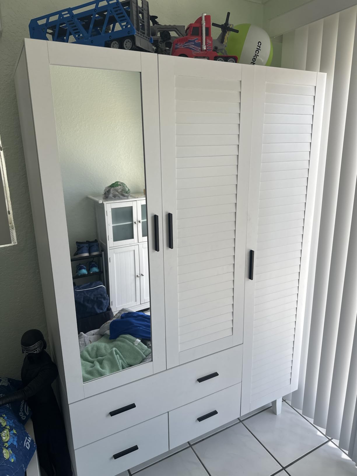 jiteentarou 4 Door Armoire Wardrobe Closet Cabinet with Drawers and LED Lights, Multi-Tier Shelves, Hanging Rod & Louver Doors, Large Capacity Storage Wardrobe Armoire for Bedroom(4 Doors Black) customer photo 1
