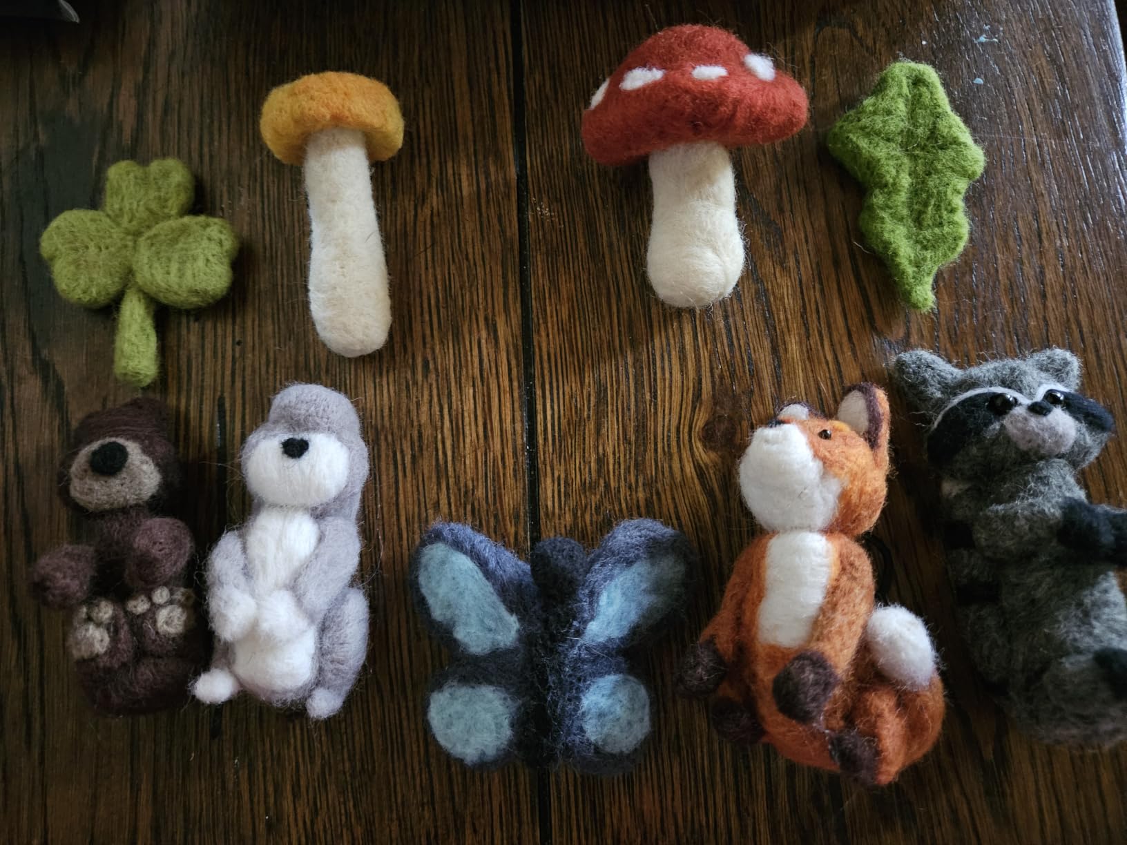 ZXIIXZ Needle Felting Kit, 24 Colors Felting Wool Kits | Felt Kit with Felt Bag, Needles, Pad, Wool Roving Bulk, Step by Step Instructions for Beginners Adult for DIY Crafts customer photo 2