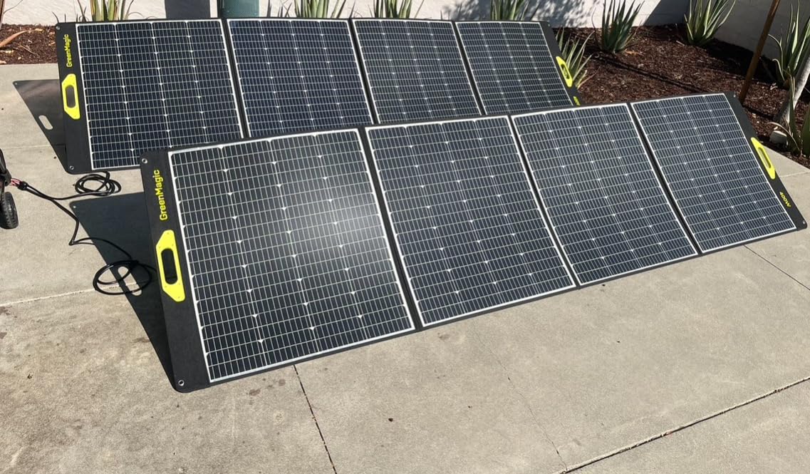 Greenmagic Portable 400 Watt Solar Panel, 39V 400W Foldable Panel Solar Charger Lightweight Durable Compatible with Most 40v Portable Solar Generator Power Station on The Market for RV Camping Home customer photo 1