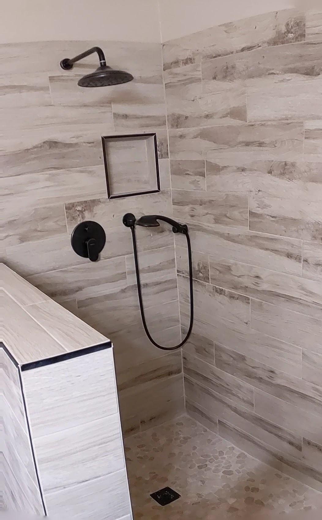 Gabrylly Shower System, 10