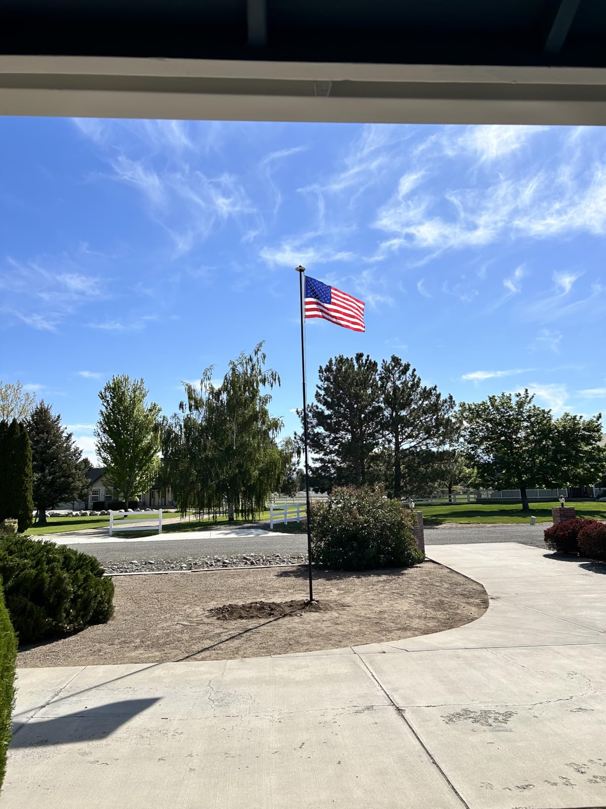 25 FT Heavy Duty Flag Pole 120MPH Wind Test 11 Gauge with Solar Light | 45K PSI & 95 HBW Hard Aerospace Aluminum Flagpole for Outside House, In-Ground Flagpole Kit customer photo 2