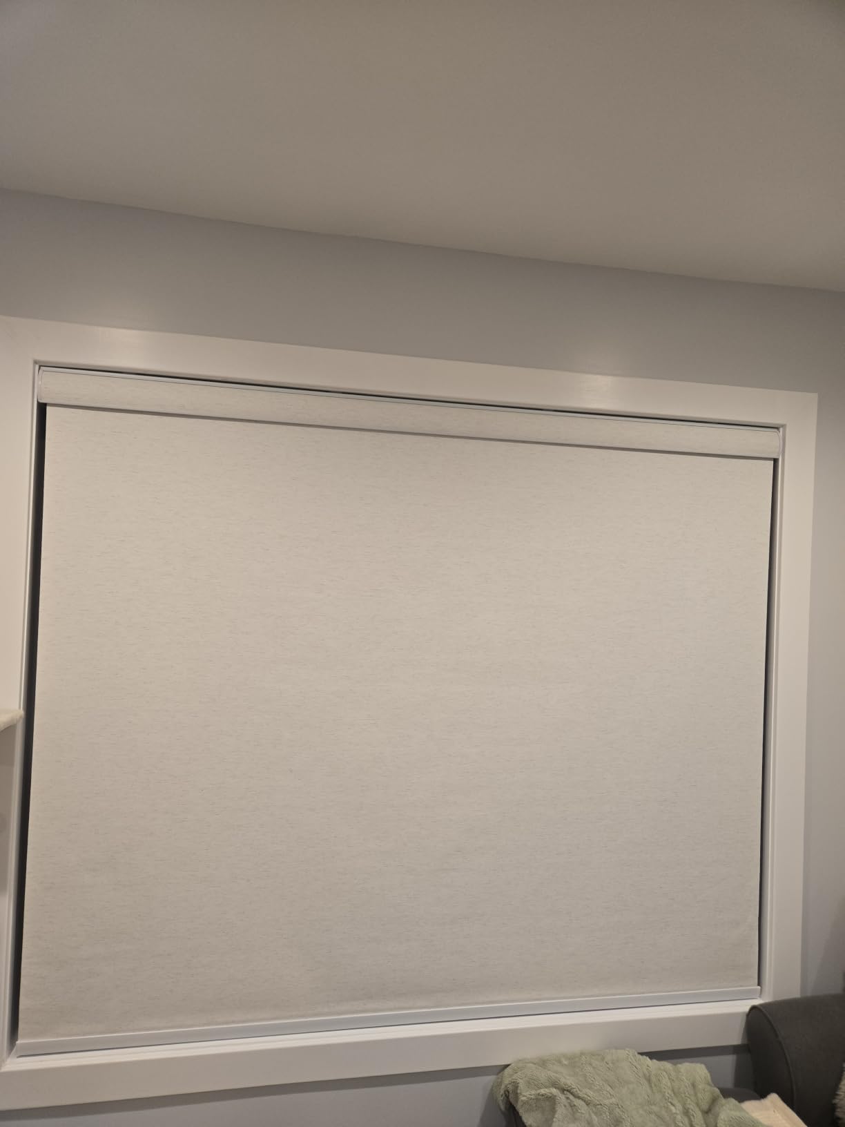Kincmo Motorized Blinds with Remote, APP, Voice Control - 100% Blackout | Custom Motorized Roller Shades for Windows Doors, Ultra Quiet Smart Electric Blinds Work with Apple Homekit, Alexa, Google customer photo 2