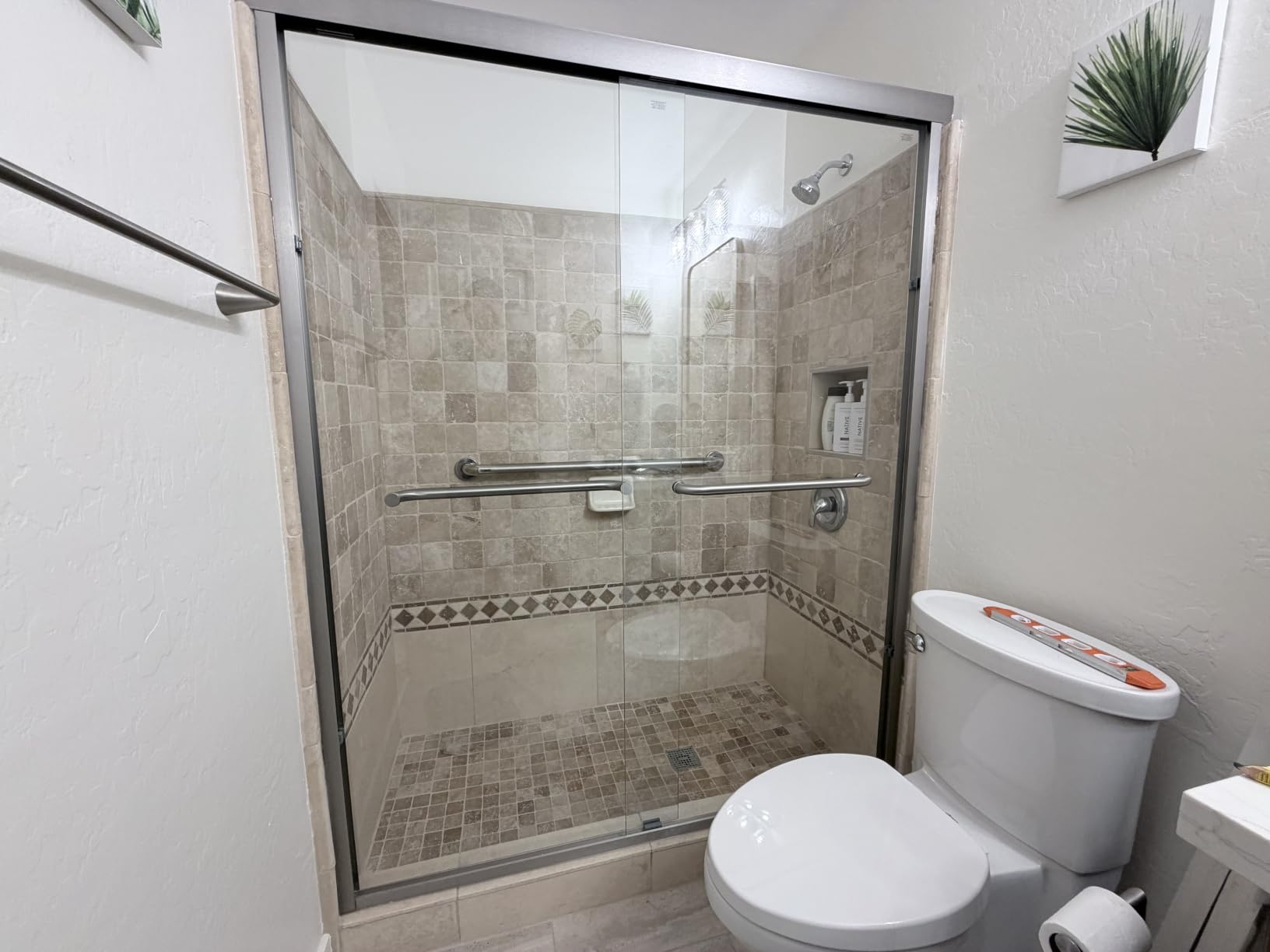 Tub Shower Door Sliding 56-60 in. W x 58 in. H Semi-Frameless Bypass Double Sliding Bathroom Glass Tub Door,1/4 inch Clear Tempered Glass Bathtub Door Matte Black customer photo 2