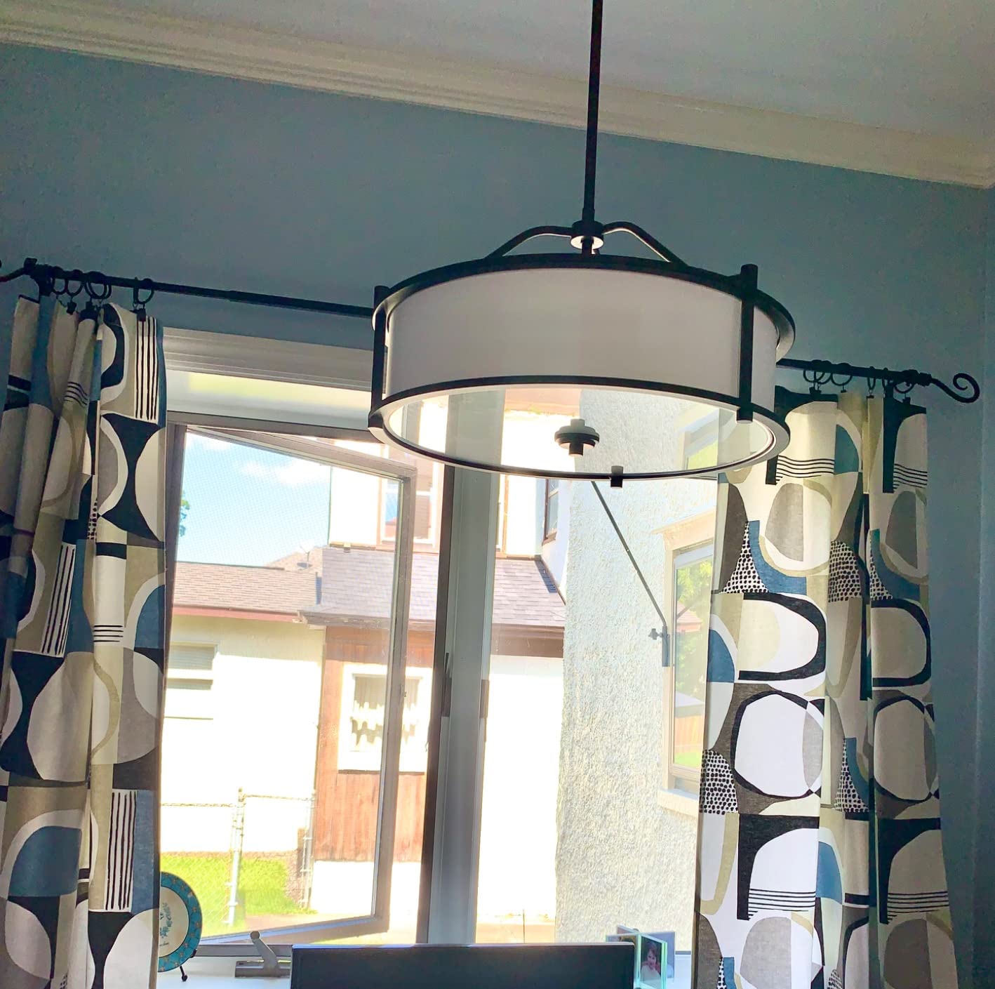 XiNBEi Lighting Drum Chandelier Black Pendant Light for Living Dining Room | 19