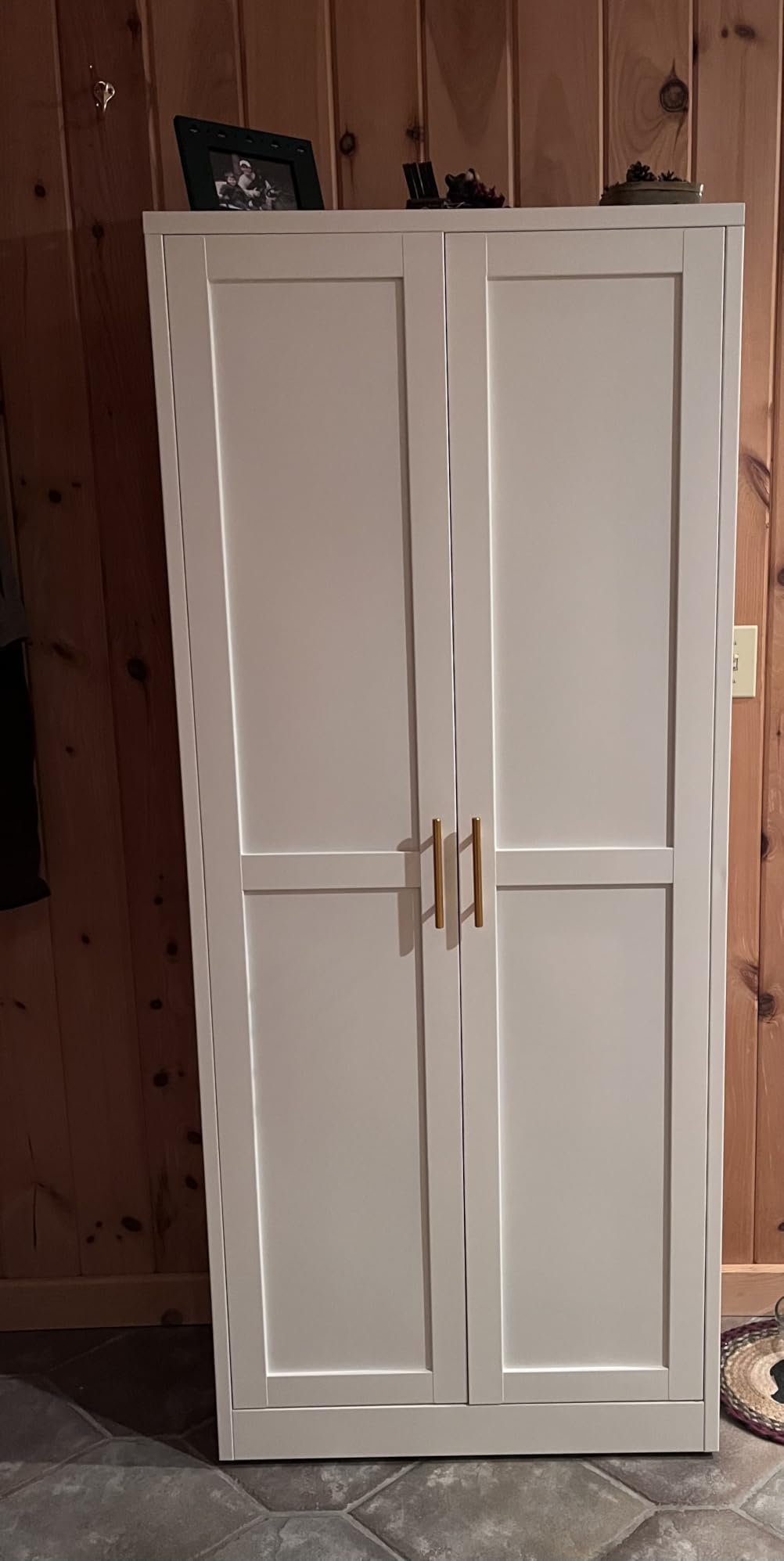 GAIOUS Metal Pantry Cabinet, Kitchen Pantry Storage Cabinets with 2 Door and 3 Adjustable Shelves, White customer photo 1