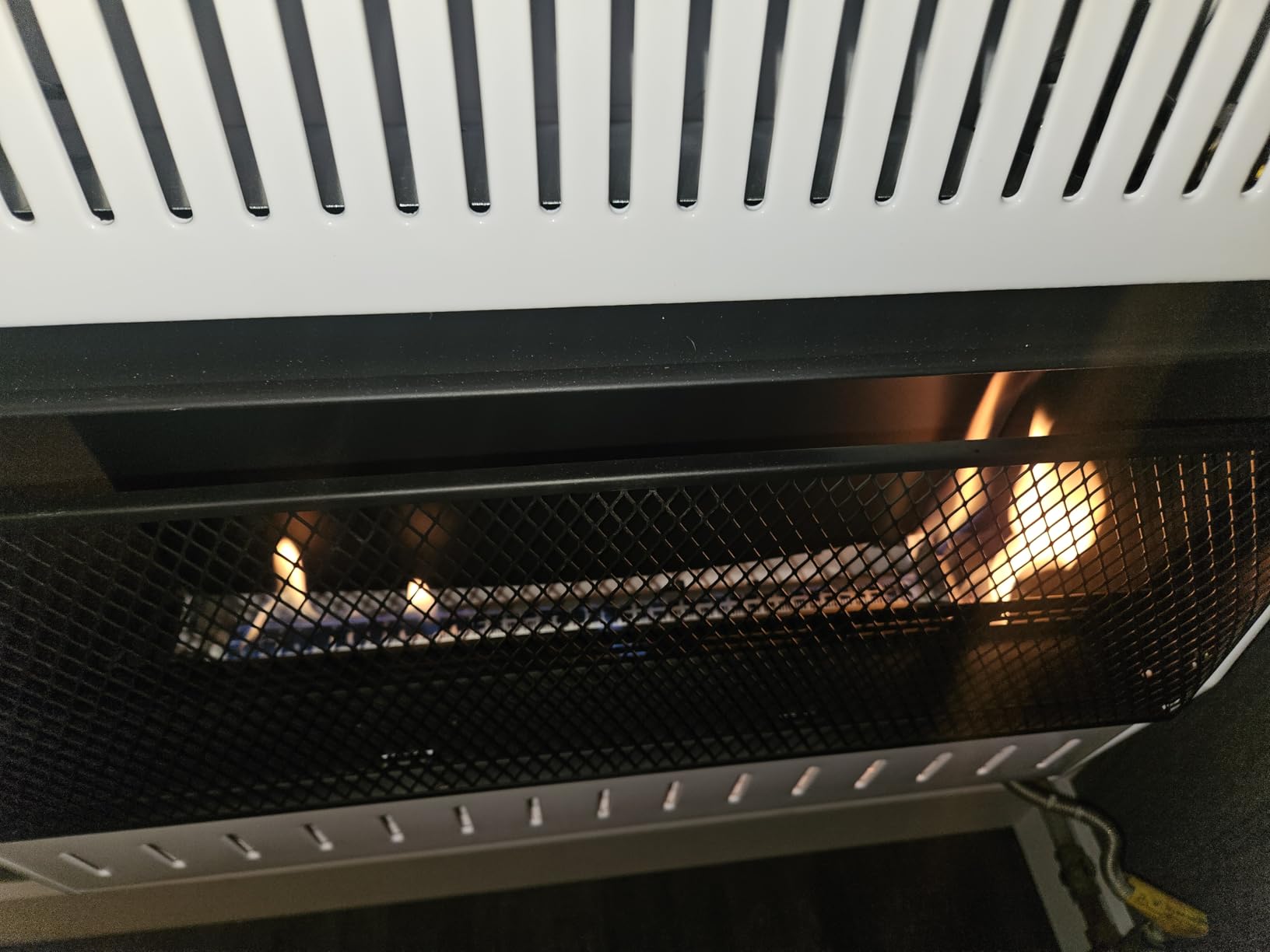 ProCom Heating Natural Gas Ventless Blue Flame Heater With Base Feet - 30,000 BTU, Manual Control - Model# MN300HBA-B customer photo 1