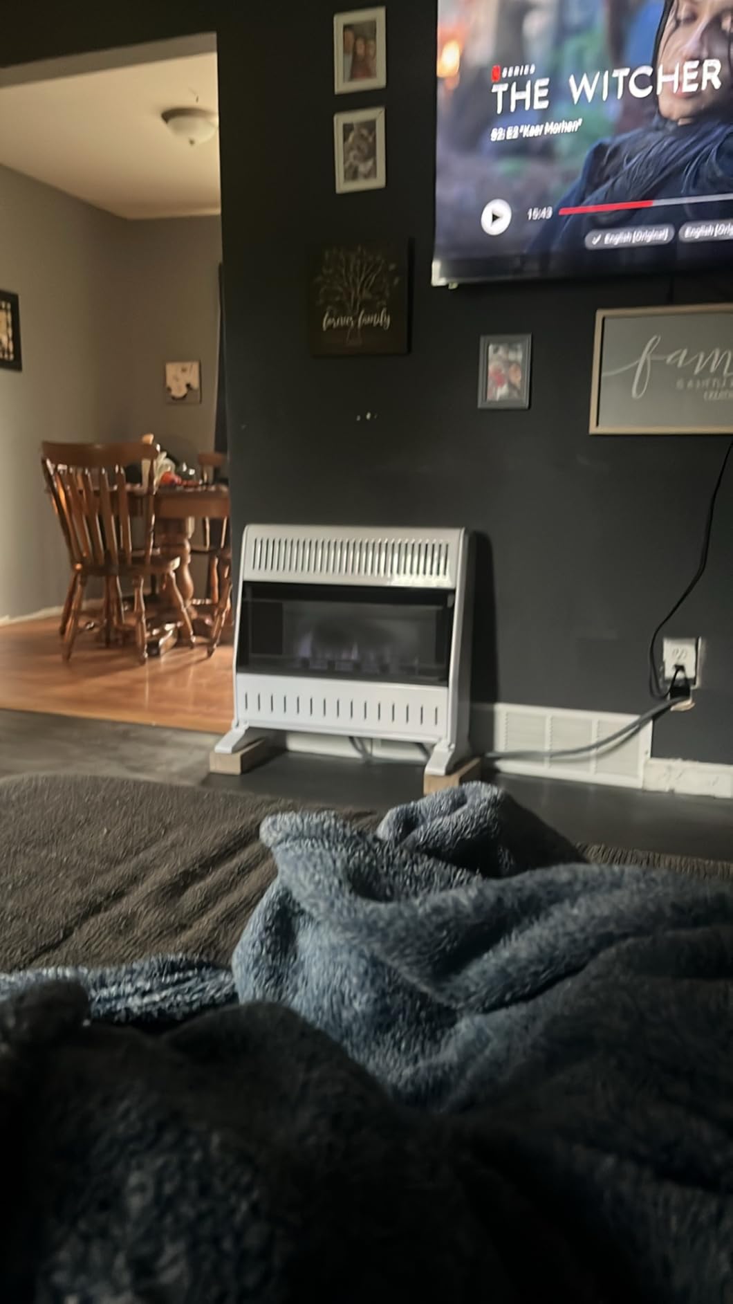 ProCom Heating Natural Gas Ventless Blue Flame Heater With Base Feet - 30,000 BTU, Manual Control - Model# MN300HBA-B customer photo 2
