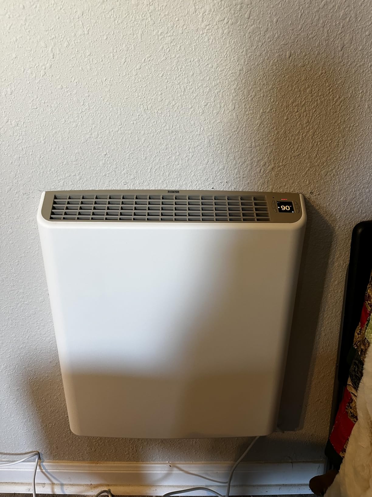 Smart EnviMAX 1000W Wi-fi Plug-in Electric Wall Heater - Energy Efficient Smart Heaters for Large Rooms - App Controlled Electric Heater with Thermal Shut Off Switch - Works with Alexa & Google Home customer photo 2