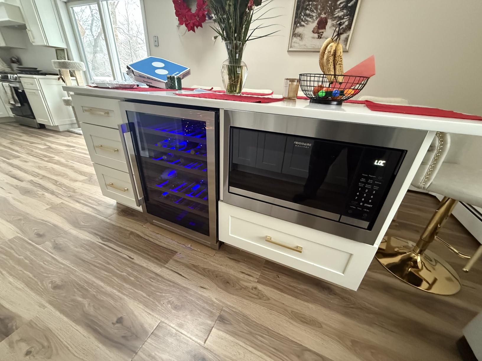 Frigidaire Gallery Series GMBS3068BF 2.2 cu. ft. Built-in Microwave Oven, Trim Kit Sold Separately customer photo 2