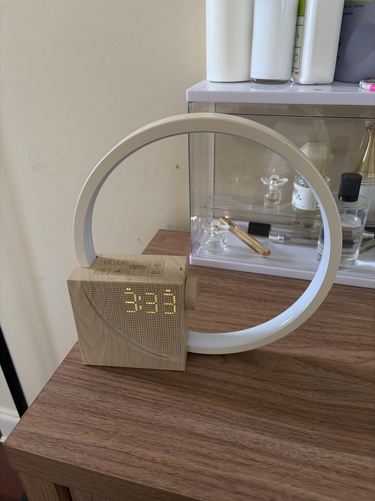 Vivilumens Sunrise Alarm Clock Sound Machine Nightlight, Gradual Wake Up Light, Digital Dimmable Clock, 10 White Noise Sleep Sounds, Snooze, Dual Clocks for Heavy Sleeper Adult, Decor Gifts for Women customer photo 2
