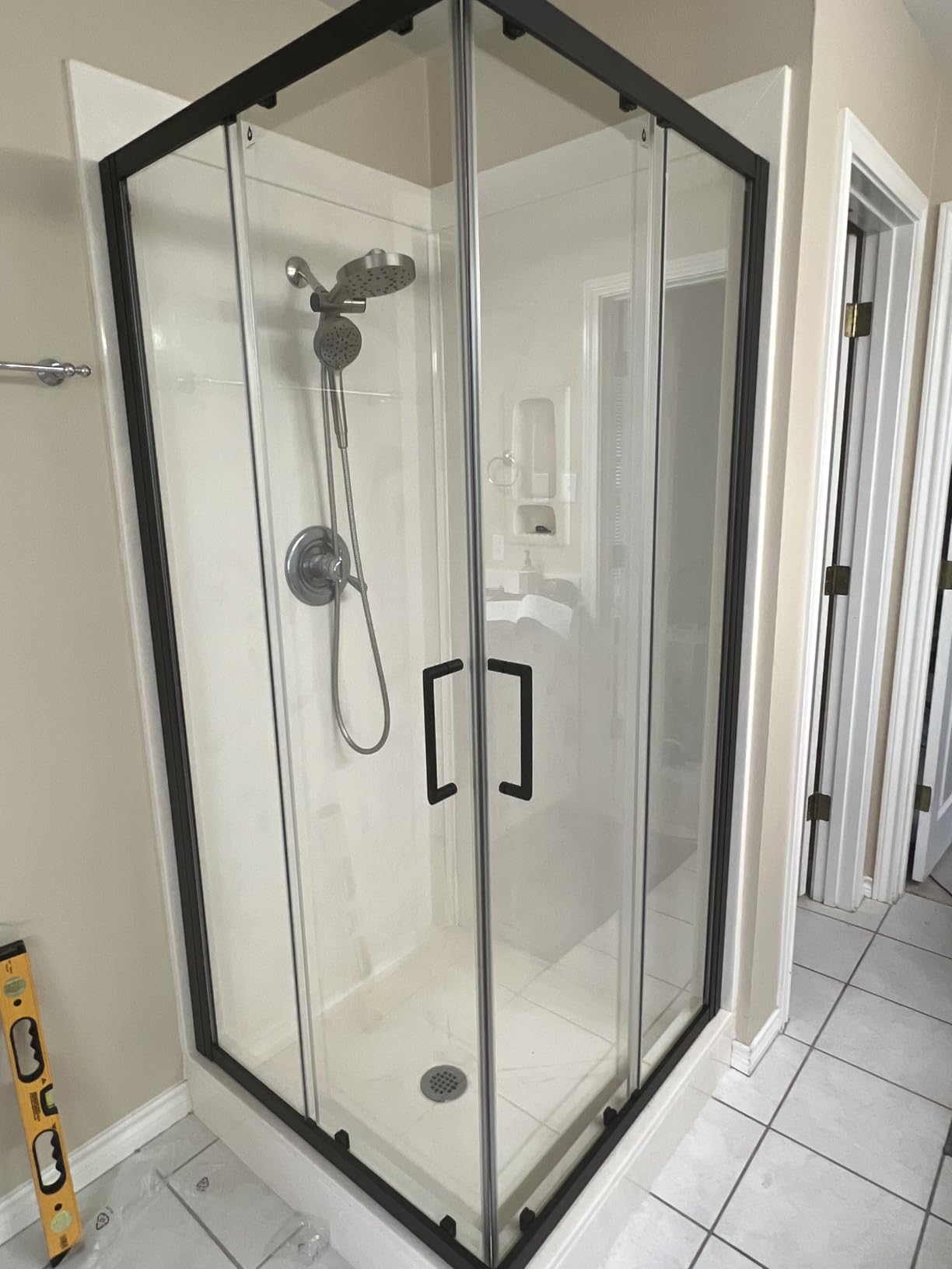 Corner Shower Door 36