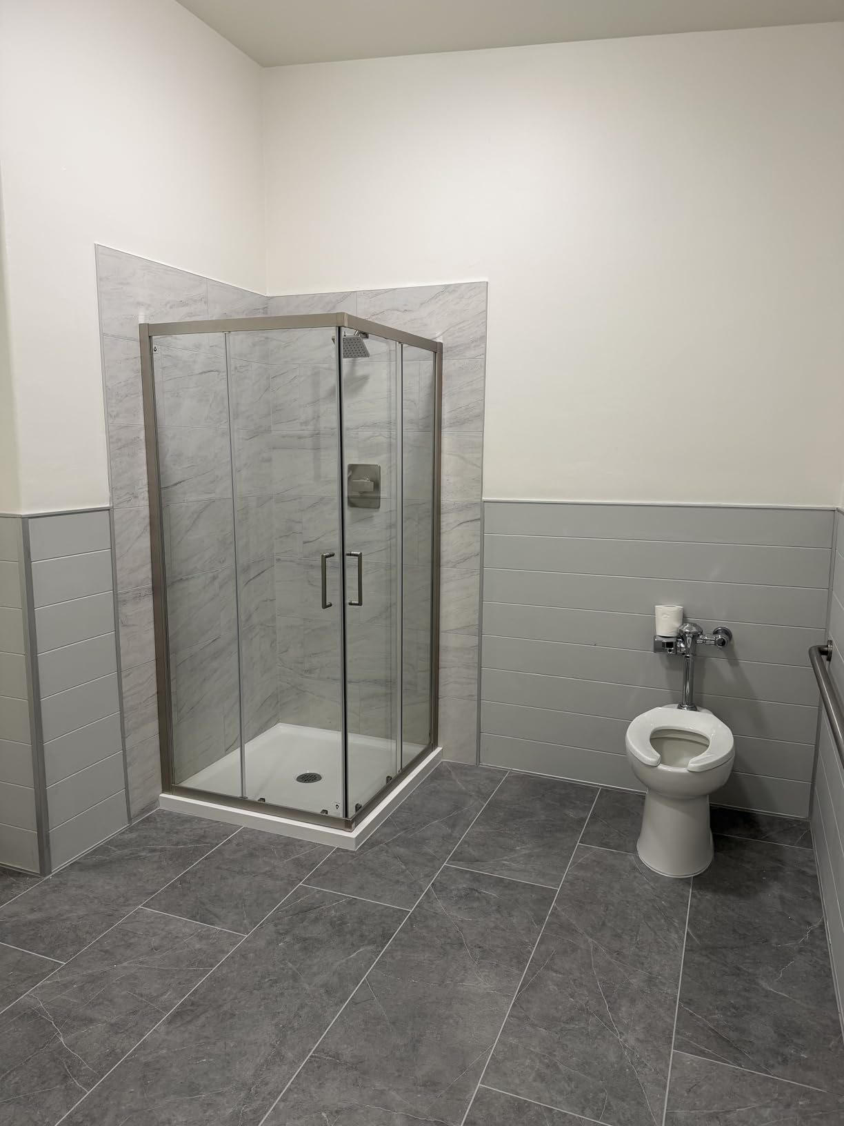 Corner Shower Door 36