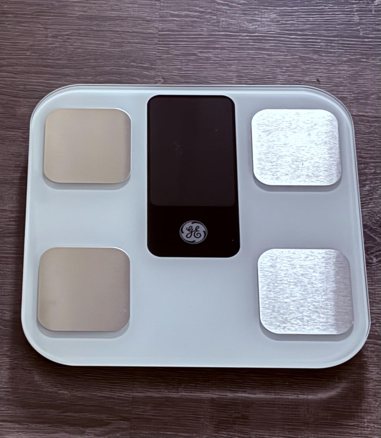GE Scale for Body Weight, Body Fat, BMI, Muscle Mass, Smart Bathroom Scales with 14 Body Composition Metrics with Large Display, Accurate Bluetooth Weighing Machine with Fitness App, 400 lbs, Black customer photo 1
