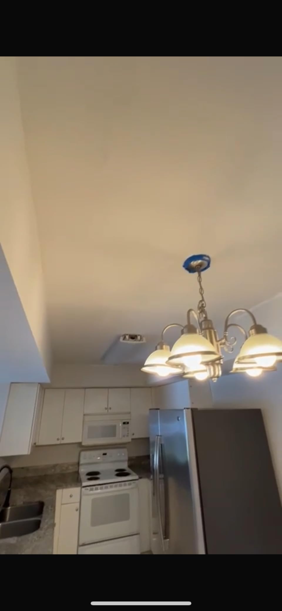 AUQUEE 8 Light Track Lighting Fixtures Ceiling, Matte Black Kichen Track Lighting Fixtures, Rotatable Light Heads, Adjustable Modern LED Track Lights for Kitchen/Hallway, No GU10 Bulb customer photo 1