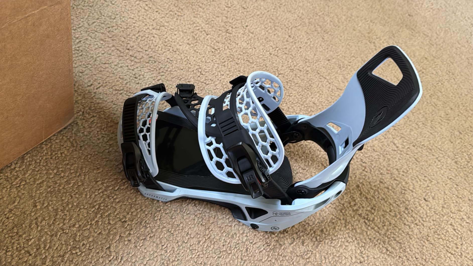 Nidecker Supermatic Carbon Snowboard Dual-Entry Automatic Binding customer photo 2