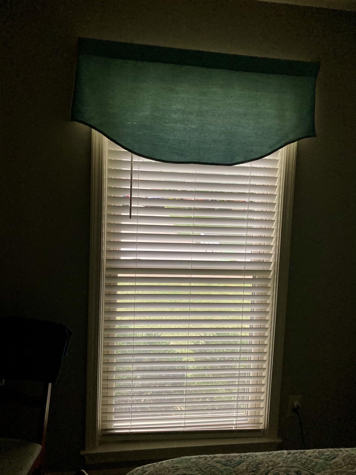 LEVOLOR Basics Cordless Faux Wood Blinds for Indoor Windows, 35