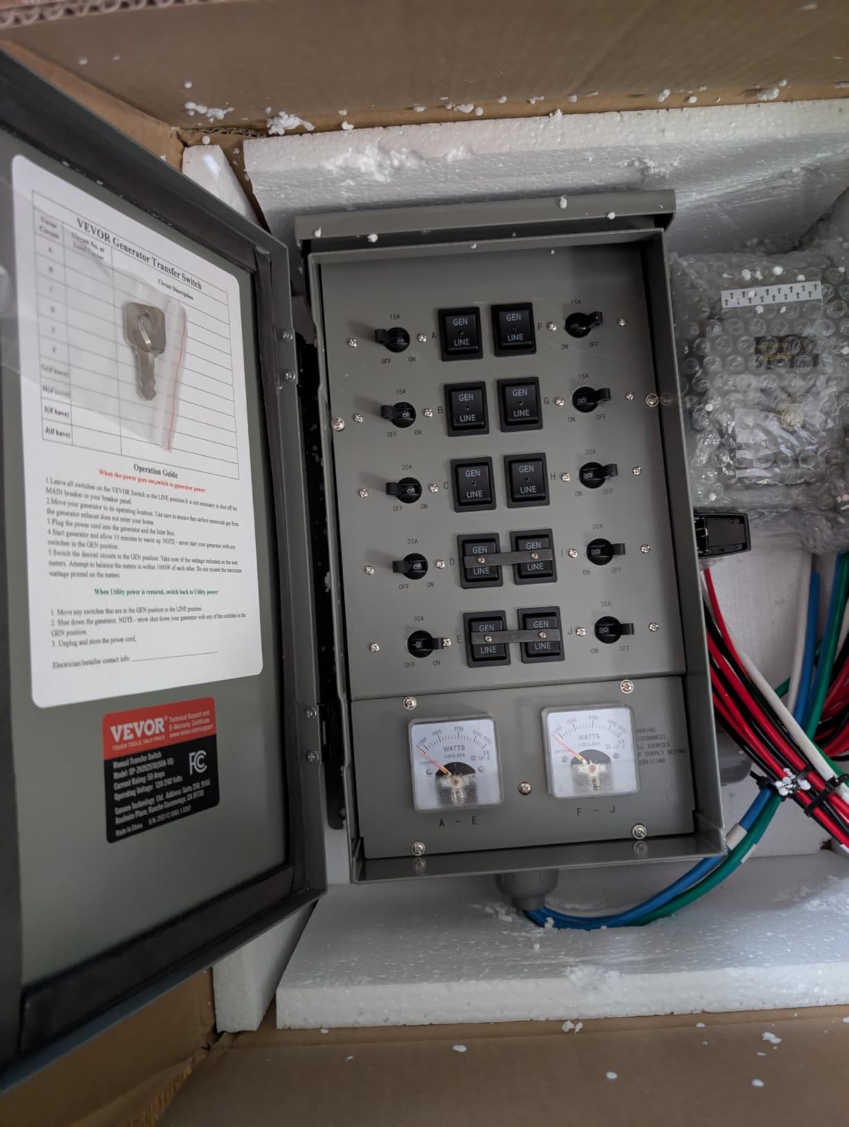 VEVOR Manual Transfer Switch, 50-Amp 10-Circuit, Prewired Generator Transfer Kit with CS6375 Plug Power Inlet Box, Double-Throw, NEMA 3R, Mechanical Watt Meter, for 12500W Generators customer photo 2