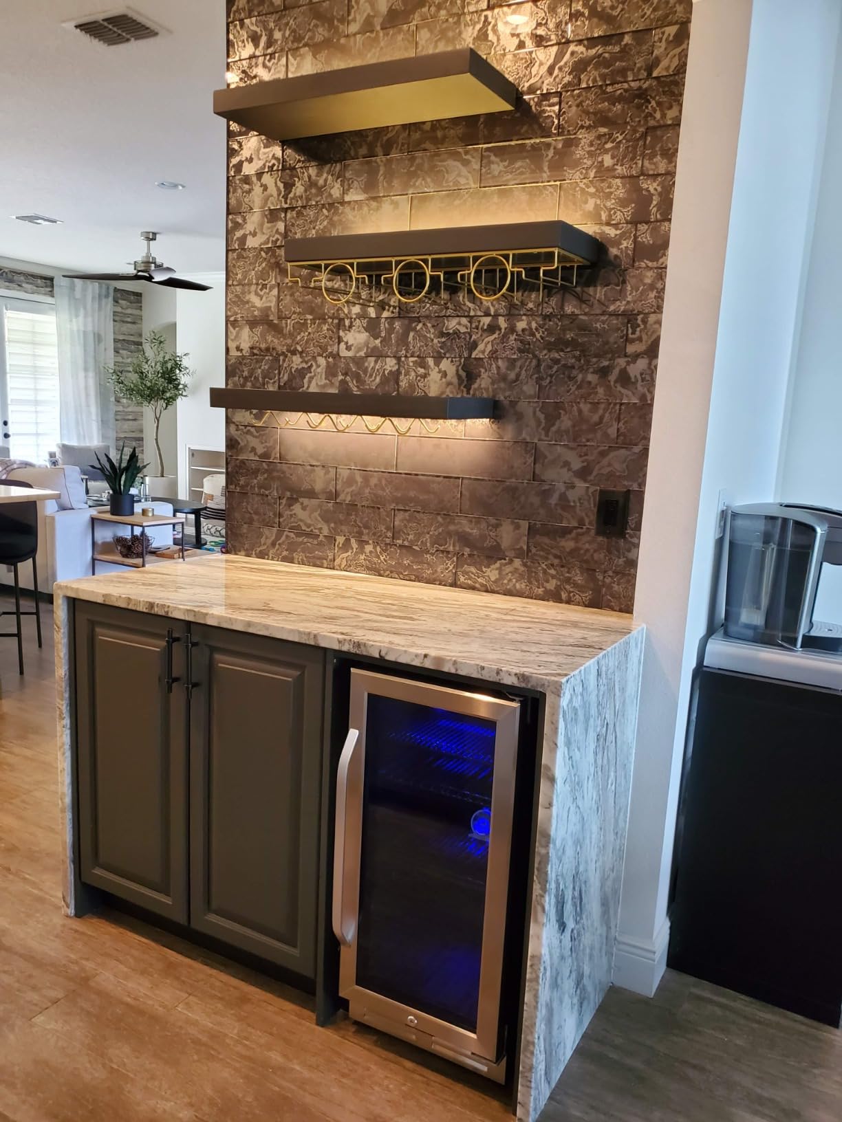 Commercial Beverage Refrigerator, 24.5 Inch 15 Cu. Ft. Drink Fridge, Display Refrigerator with Glass Door, Commercial Display Fridge with 4 Adjustable Shelves, for Shops, Restaurants, Bars customer photo 1