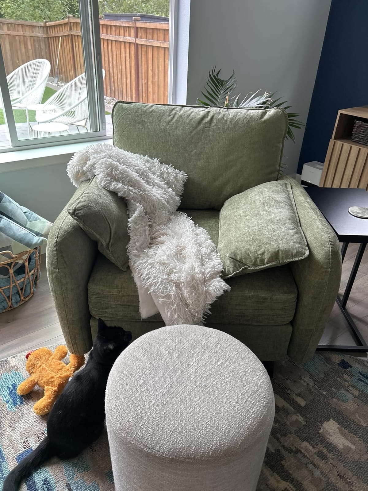 Rexulqo Oversized Accent Chair with All Seats Storage, Comfy Living Room Chairs with 2 Throw Pillow, Upholstered Mid-Century Armchair, 24.5'' Deep Seat, Reading Chair for Bedroom, Office, Chenille, Green customer photo 2