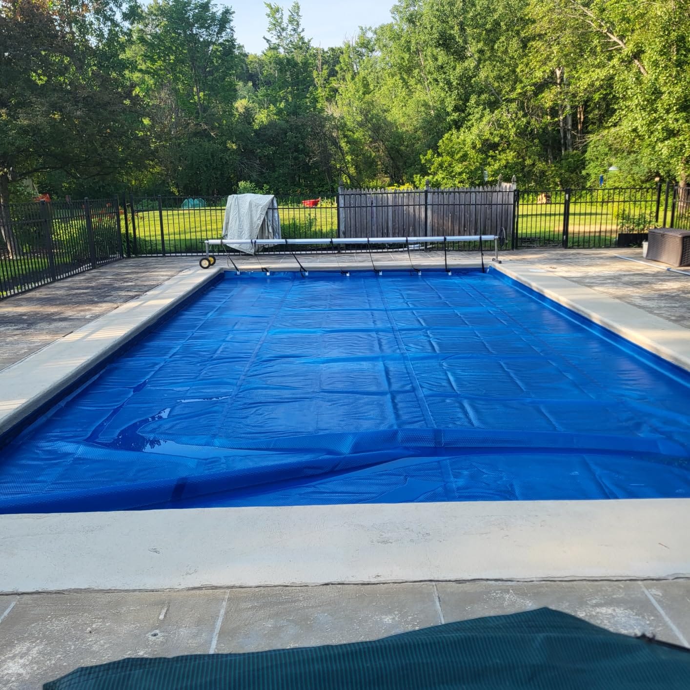 Real Relax 16 mil Solar Pool Cover, 16 x 32 ft Rectangle Bubble Blanket | Heat Trapping Solar Blanket, Durable Material for Inground & Above Ground Swimming Pools, Blue customer photo 2