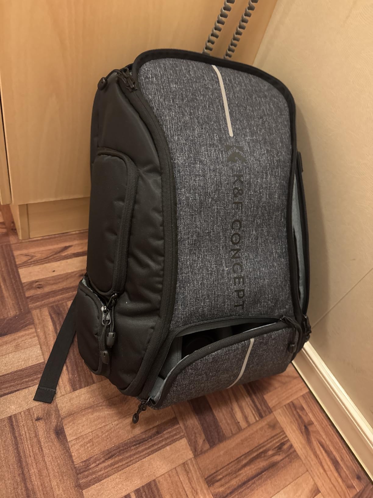 K&F CONCEPT Camera Backpack, 25L Large Capacity Camera Bag for Photographers | Raincover, 15.6 Inch Laptop Compartment, Compatible for Canon/Nikon/Sony/DJI Mavic Drone, B10 customer photo 2