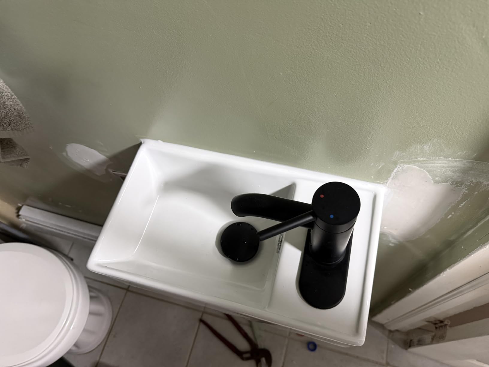 Wall Mounted Bathroom Vessel Sink, QISHKA 18