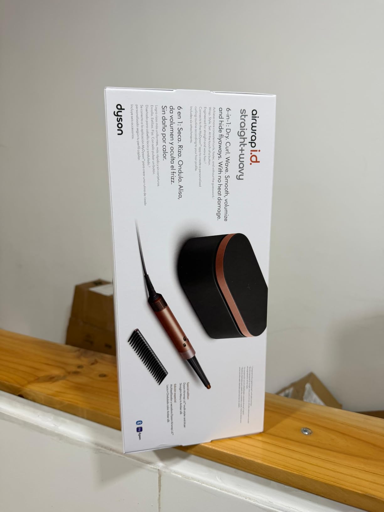 Dyson Airwrap i.d. Multi-Styler, Allure Winner, Bluetooth Connected, No Heat Damage, 6-in-1 Versatility, Intelligent Hair Styler customer photo 2