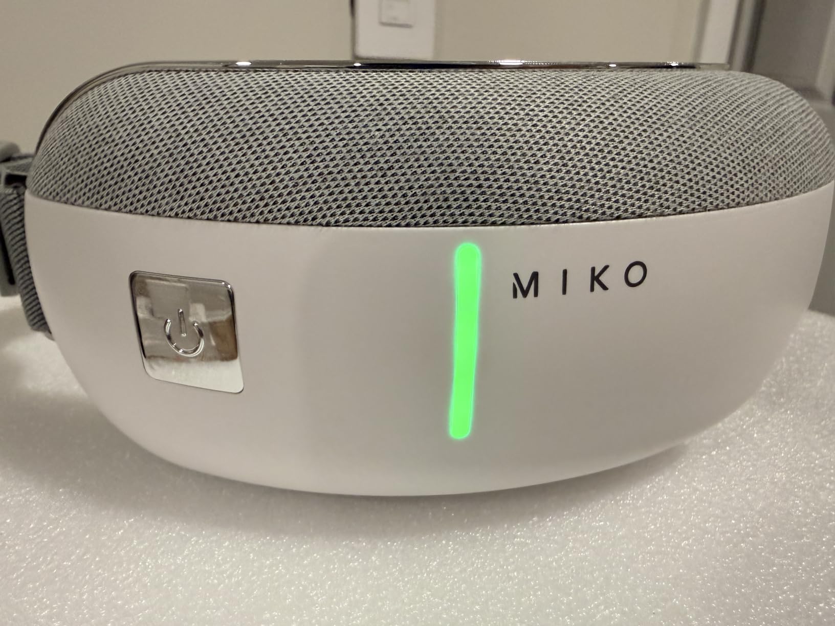MIKO Eye Massager with Heat, Air Pressure, 4 Massage Modes & Bluetooth Music, Gaze customer photo 1