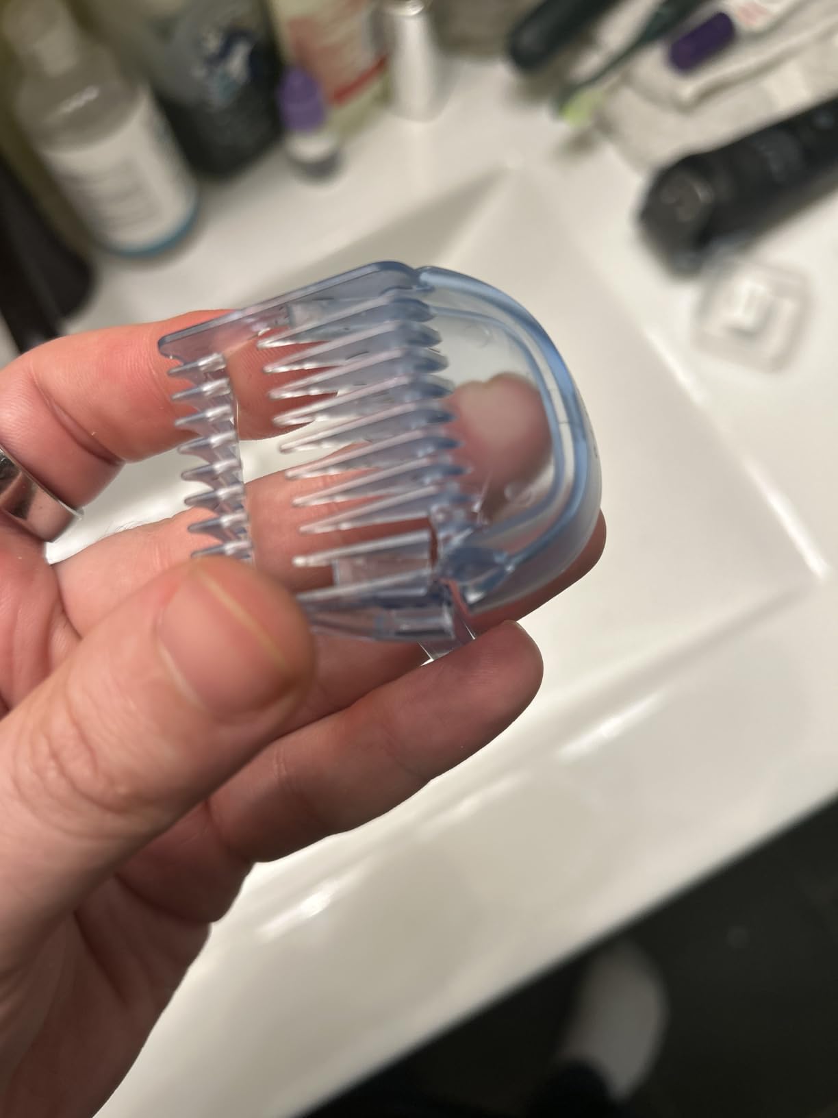 Norelco Philips Beard Trimmer 5000 Series, Men's Face Trimmer, 100% Waterproof BeardSense Tech, Precision Trimmer with Fading Combs, Self-Sharpening Blades, Hair Collector & Charging Stand, BT5785/40 customer photo 2