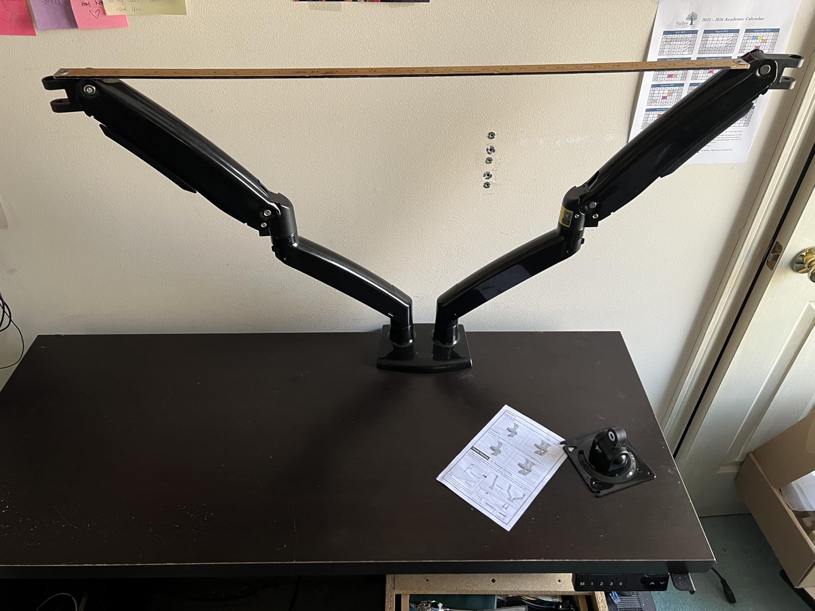 ErGear Dual Monitor Arm, Full Adjustable Monitor Mount for 13-32 inch Screens, Fast Install Computer Monitor Stand with Tool-Free VESA Mount, Max Load 19.8 lbs, Max VESA 100x100mm customer photo 1