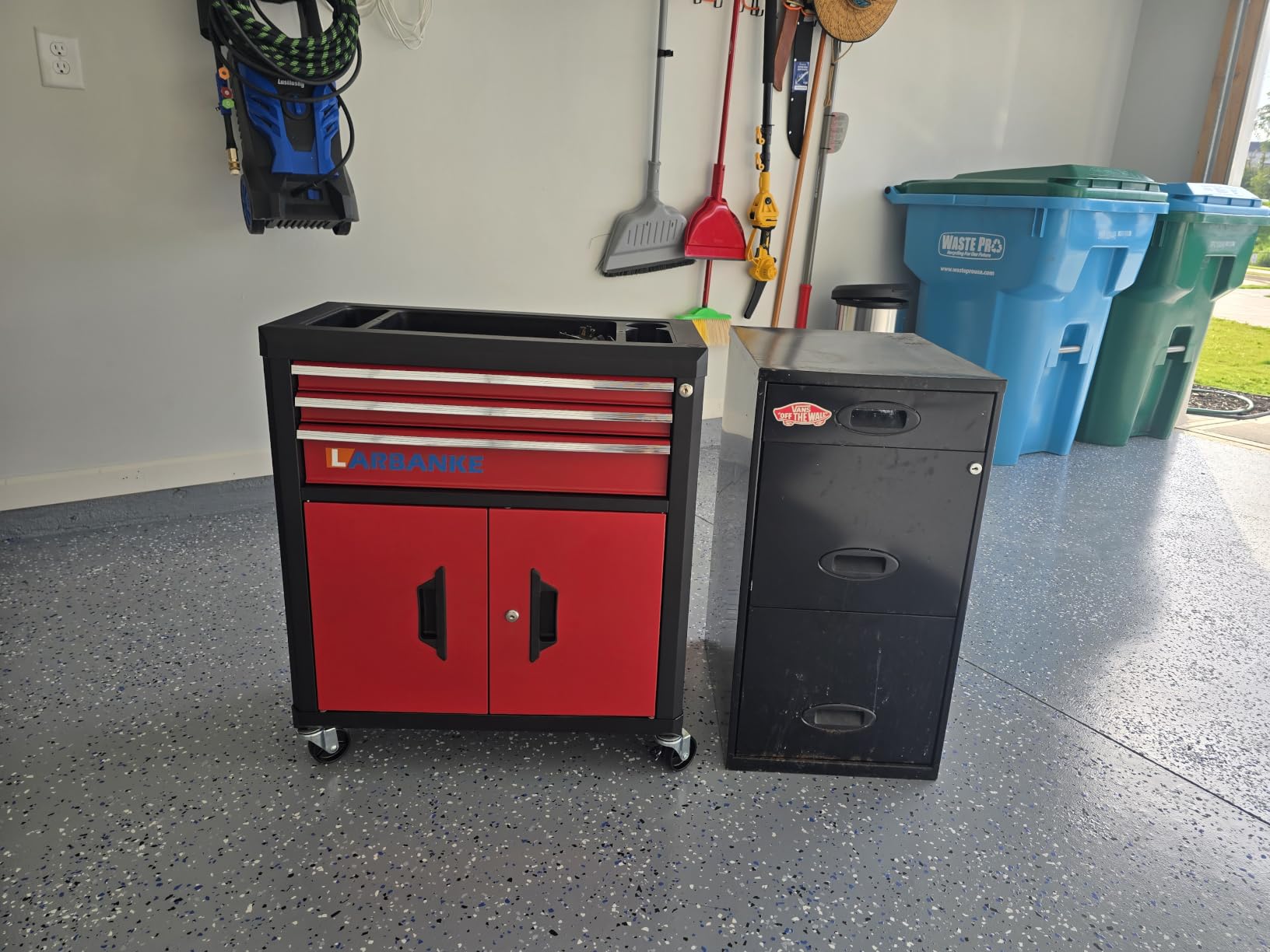 LARBANKE Rolling Tool Chest with Lock&Keys,360° Wheels and Drawer Liners,Tool Cabinet with 3 Drawers&2 Doors,Tool Cabinet Equipped with Connecting Rods for Stacking with 5&7-Drawer Chest customer photo 1