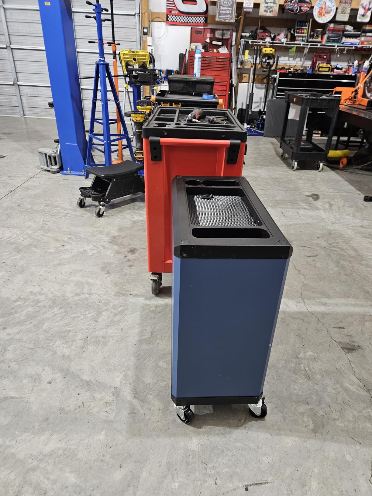 LARBANKE Rolling Tool Chest with Lock&Keys,360° Wheels and Drawer Liners,Tool Cabinet with 3 Drawers&2 Doors,Tool Cabinet Equipped with Connecting Rods for Stacking with 5&7-Drawer Chest customer photo 2