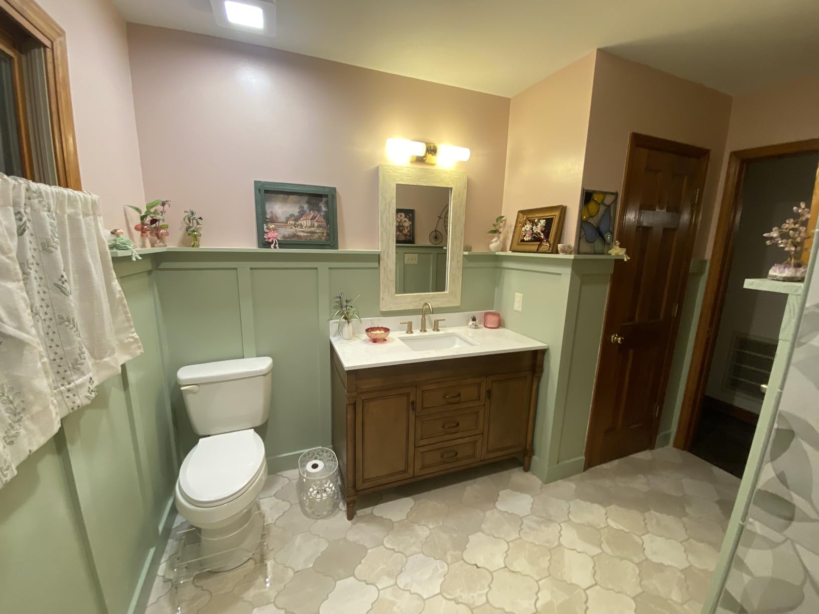 48 Inch Bathroom Vanity with Sink Combo, Classic Bathroom Cabinet with Countertop & Backsplash, Solid Wood Vanity with Soft Closing Doors & Dovetail Drawers, Ceramic Sink, Light Walnut customer photo 2