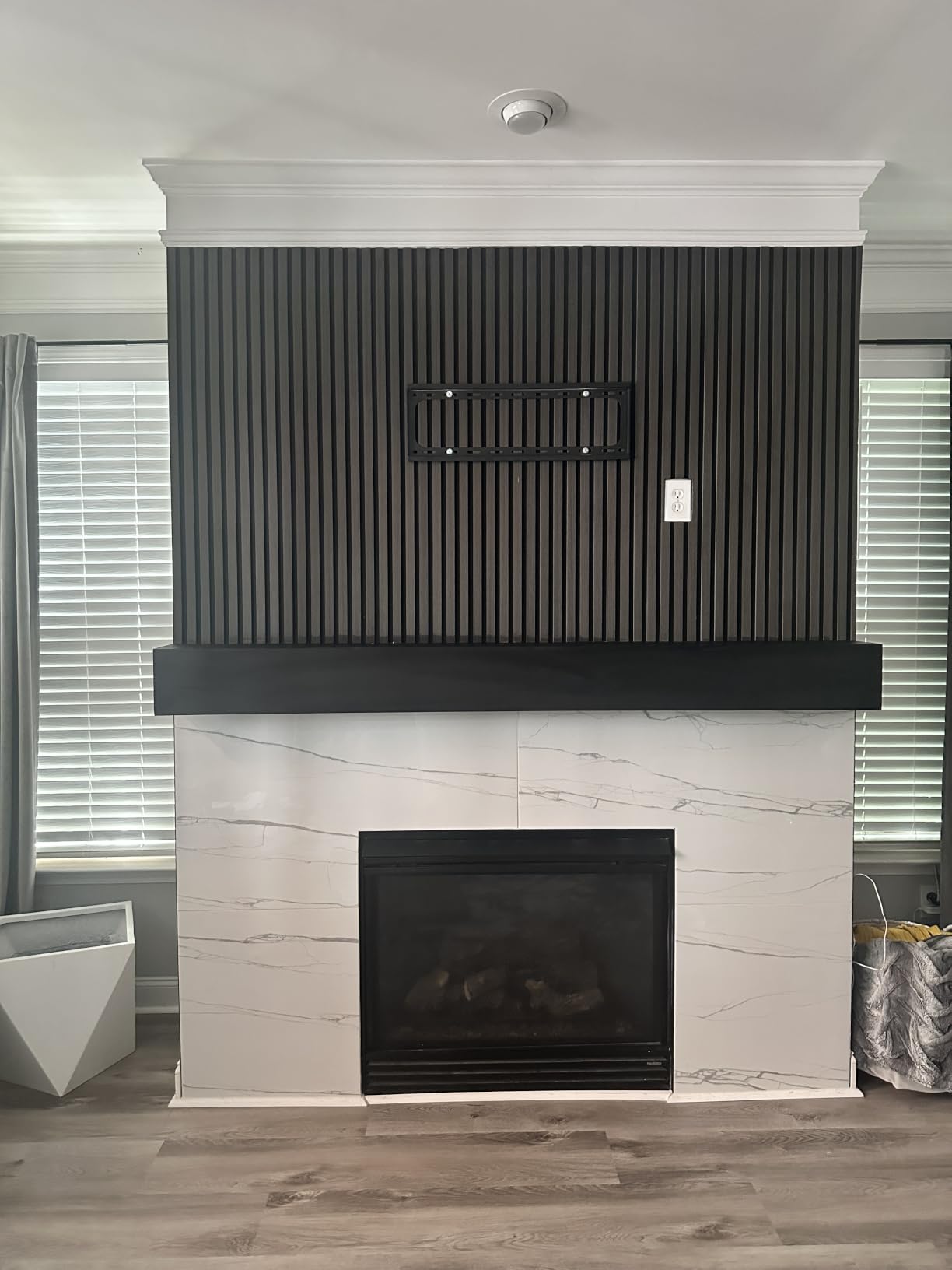 TONOR Wood Slatwall Panels, 4 Pack 47.2