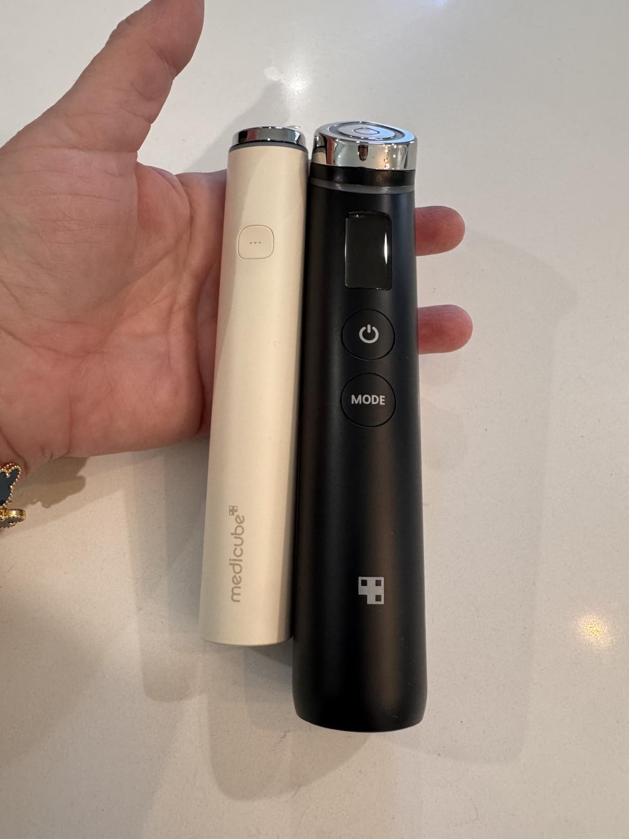 medicube Booster Pro Mini Plus | Facial Device for Radiance, Calming, and Elasticity | Red, Blue, Purple 3-Mode | Portable Korean Skincare Device, At Home Care | Beige customer photo 1