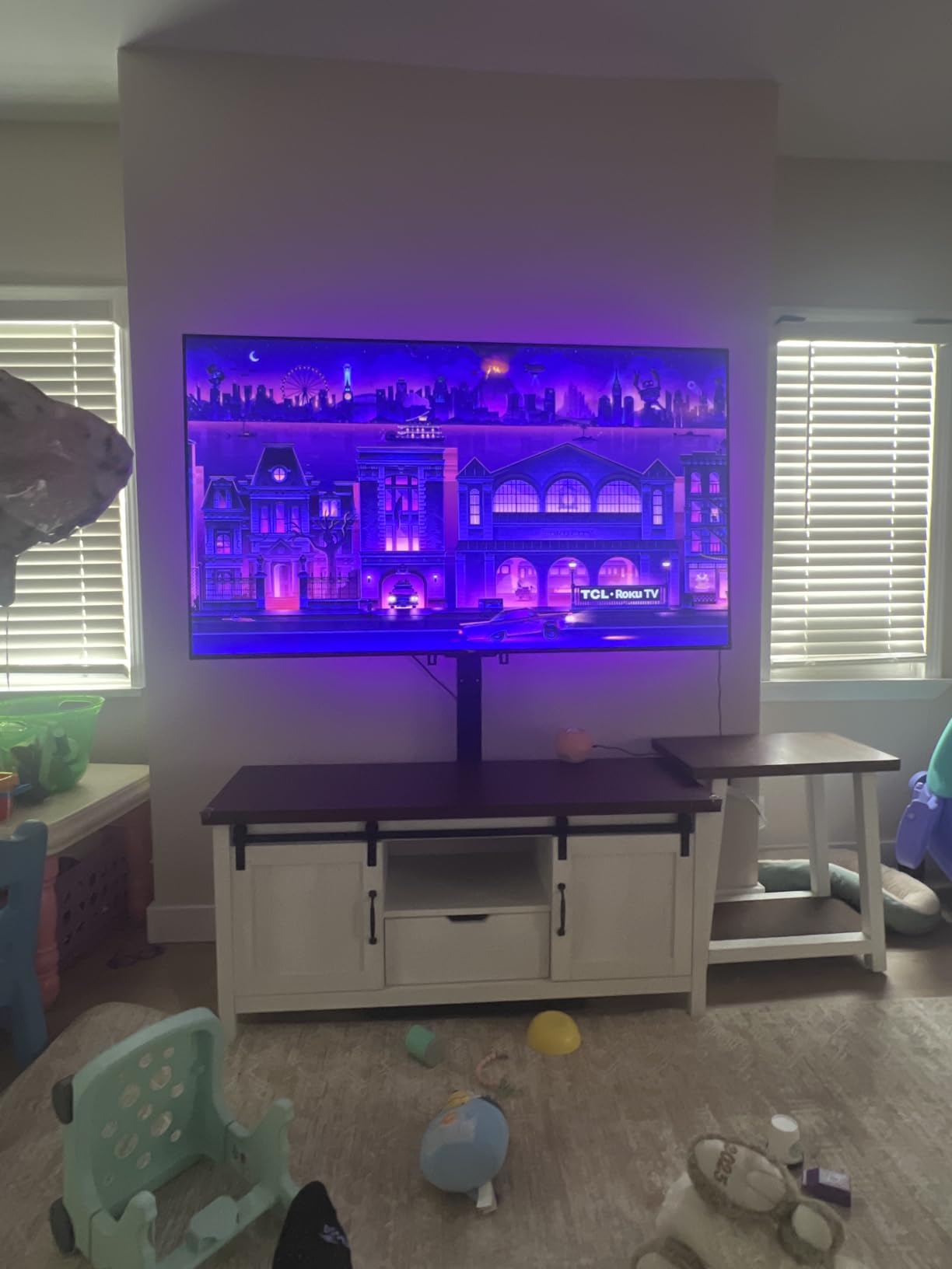 Perlegear Universal Floor TV Stand for 32-75