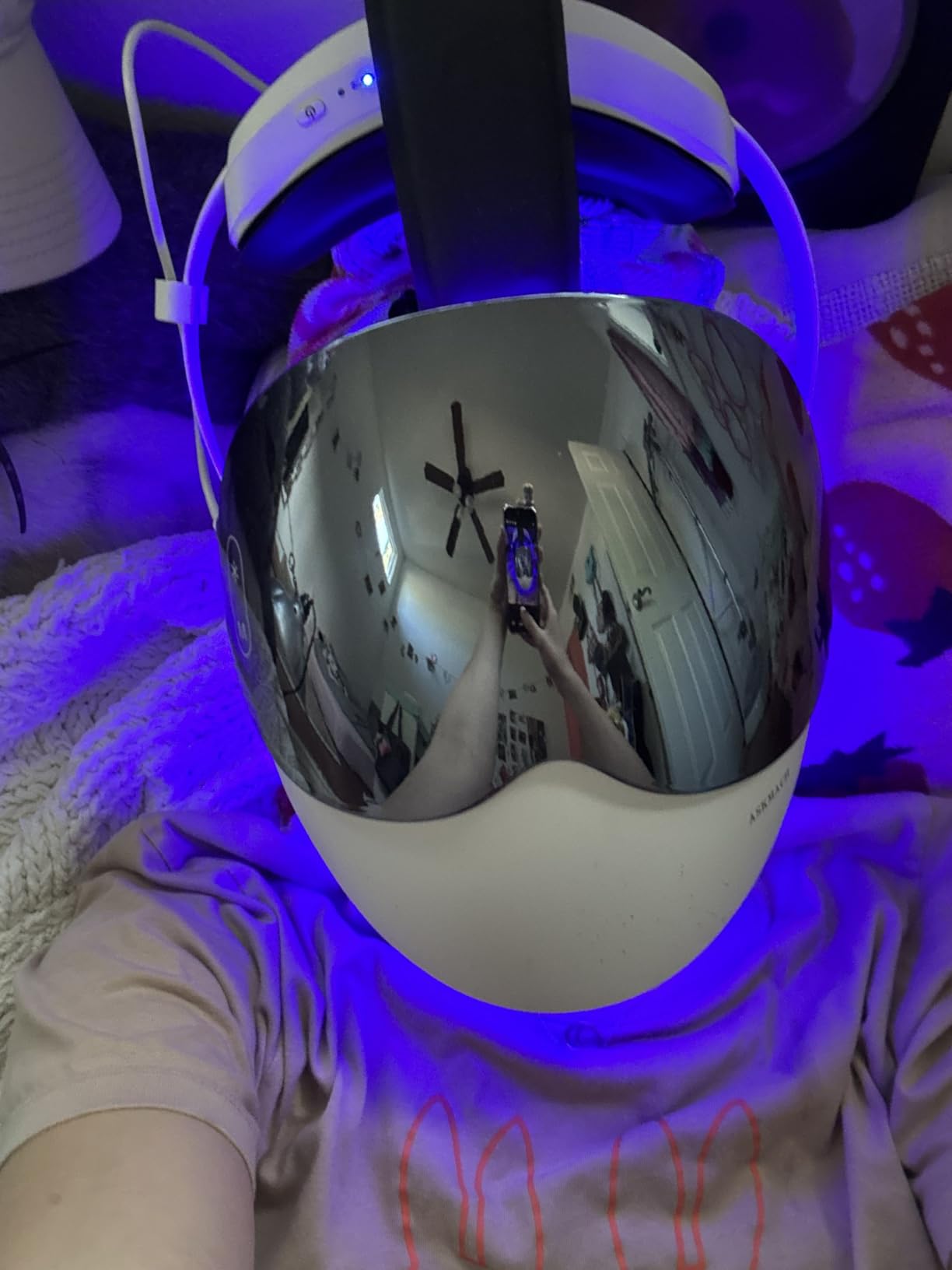 Red Light Therapy for Face,FDA Cleared LED Face Mask,Sapphire Blue | Truly Wireless,396 Gold-Wire LEDs,7 Light Modes,20+ Sessions/Charge,Full-Face Coverage,Travel-Friendly,3-Year Warranty customer photo 2