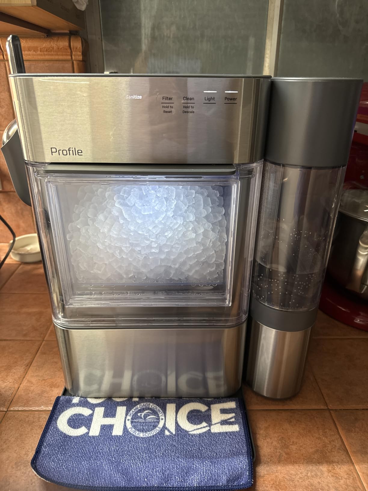 GE Profile Opal Ultra, Countertop Nugget Ice Maker, 1 Gal XL Side Tank, Amazon Exclusive, 38 lbs/Day, Pebble Pellet Crushed Ice Machine, WiFi Chocolate Quartz customer photo 1