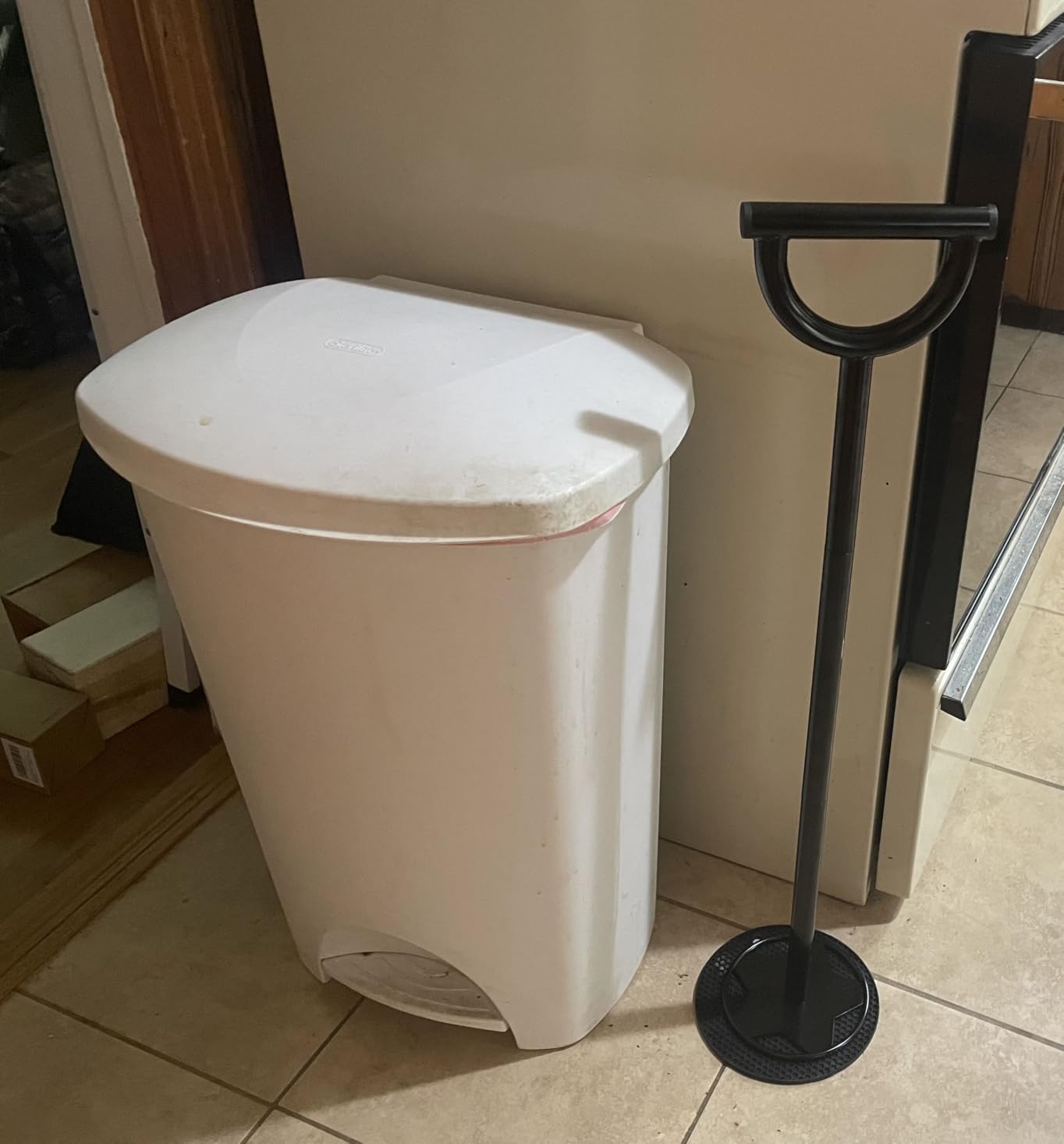 Trash Compactor for Kitchen - 20