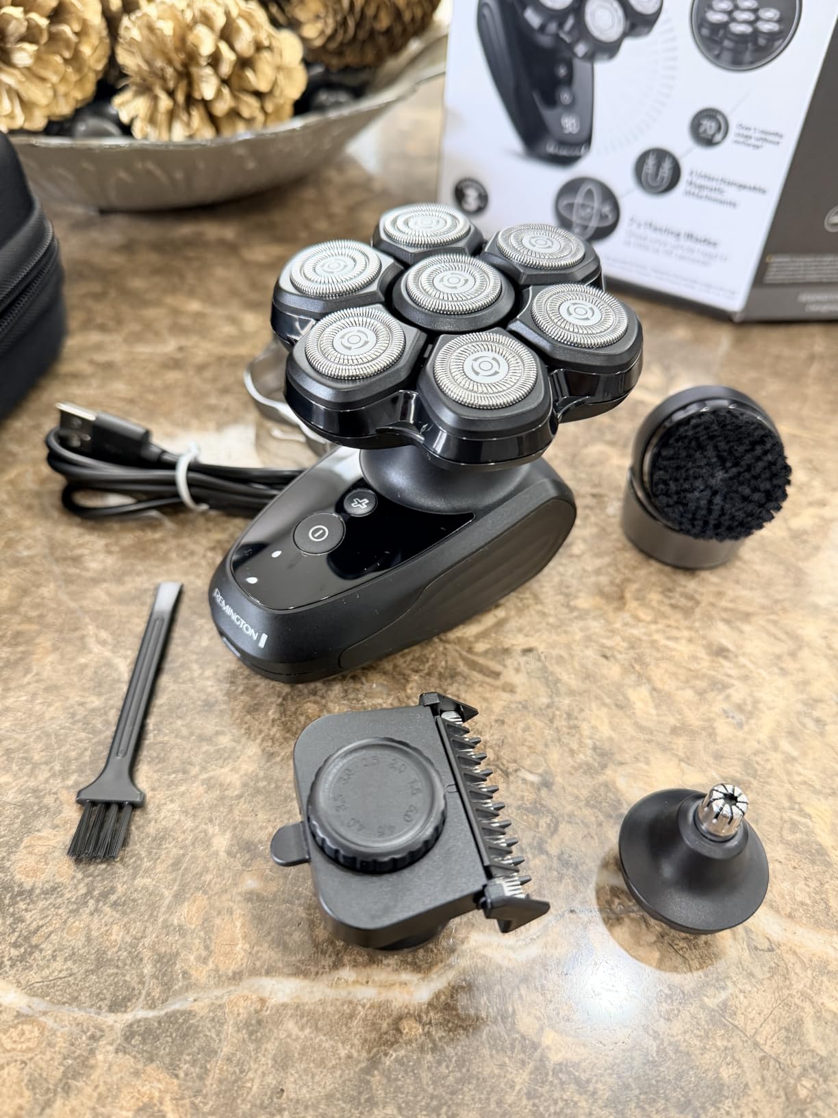 Remington Balder MAX Head Shaver for Men, 7-Head Rotary Wet & Dry Razor, Cordless, 70-Min Runtime customer photo 2