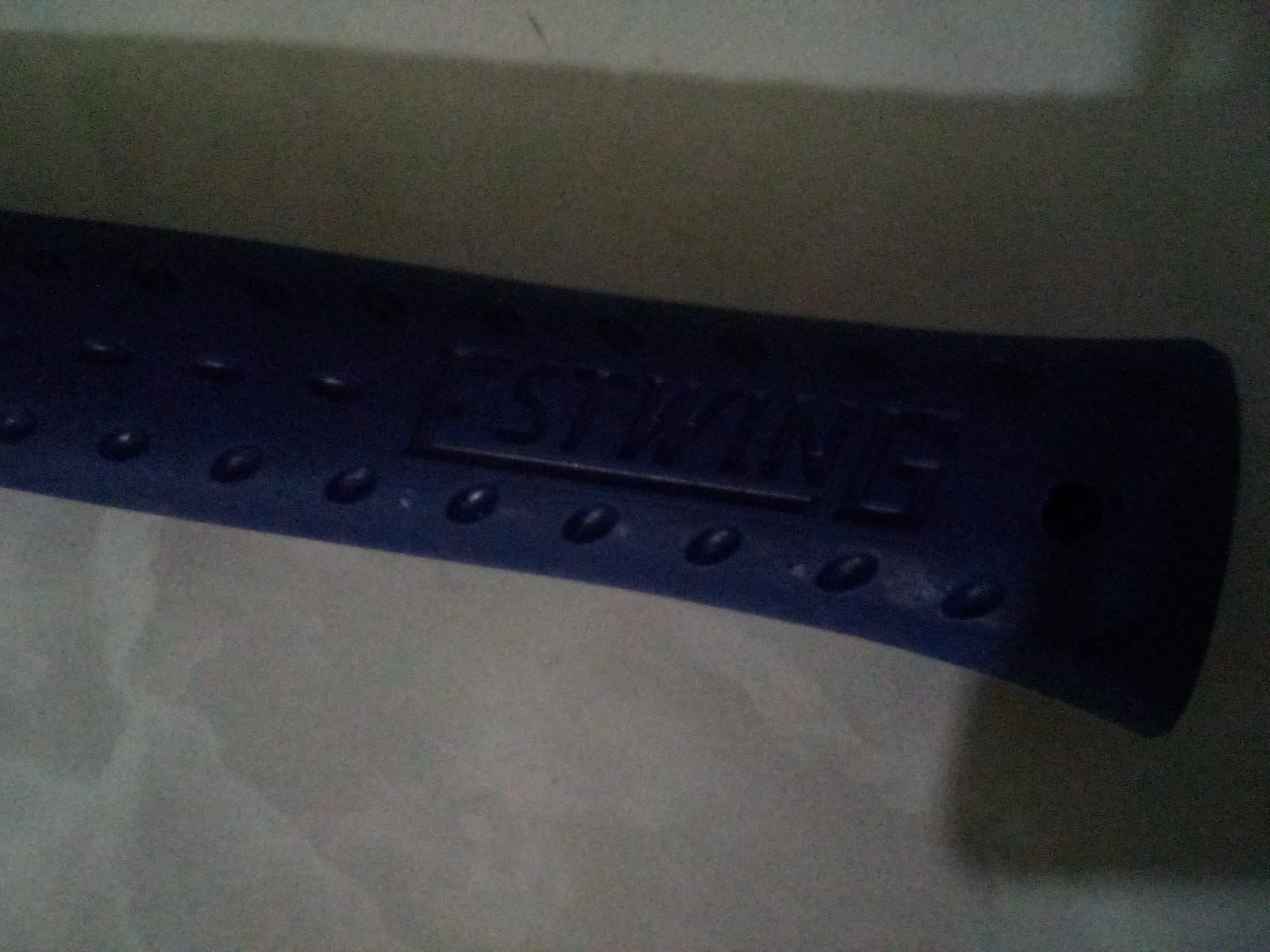 ESTWING Framing Hammer, 22oz Long Handle Straight Rip, Milled Face, E3-22SM customer photo 1